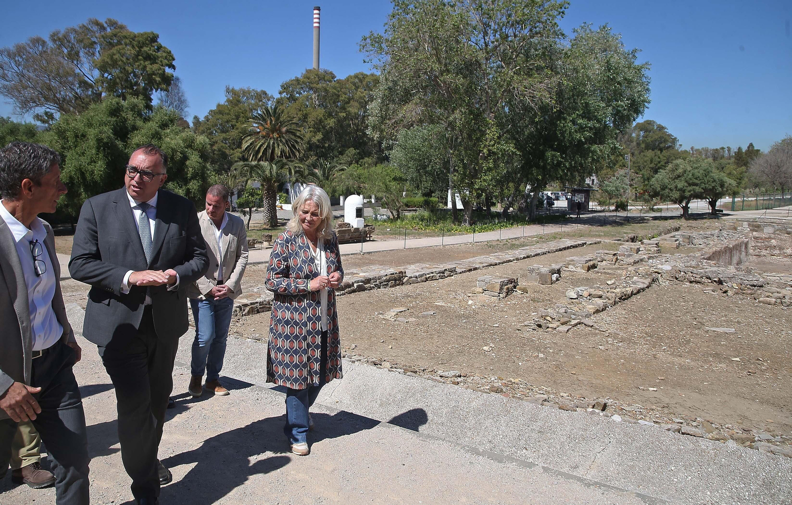 Fotos de la visita de Arturo Bernal al enclave arqueológico de Carteia.