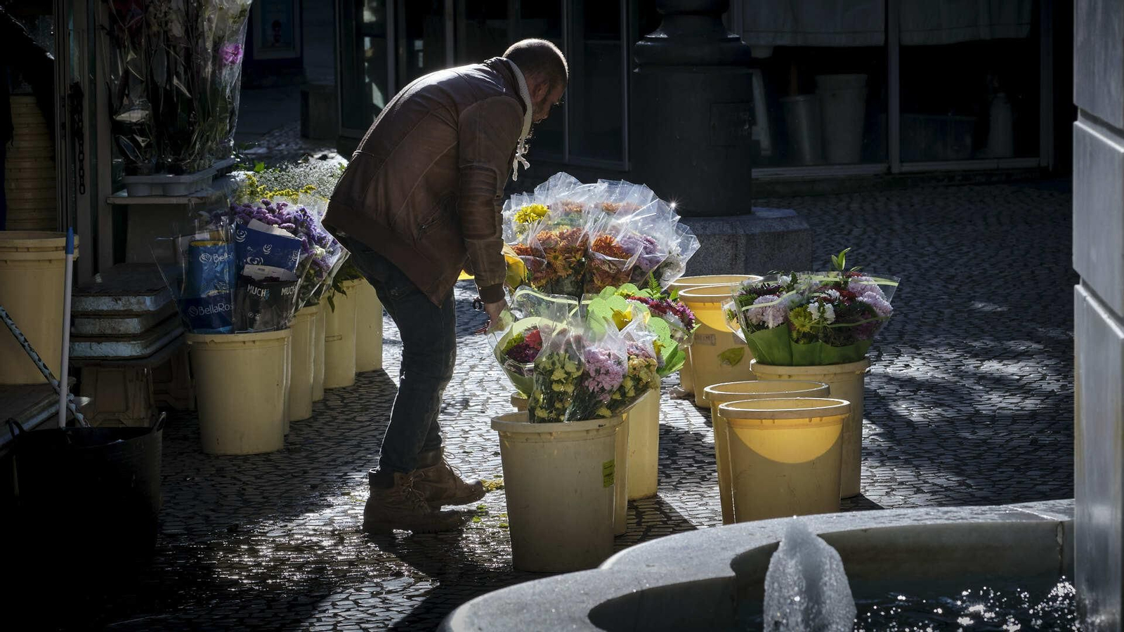 Puesto de Flores en la plaza Topete frente a Correos