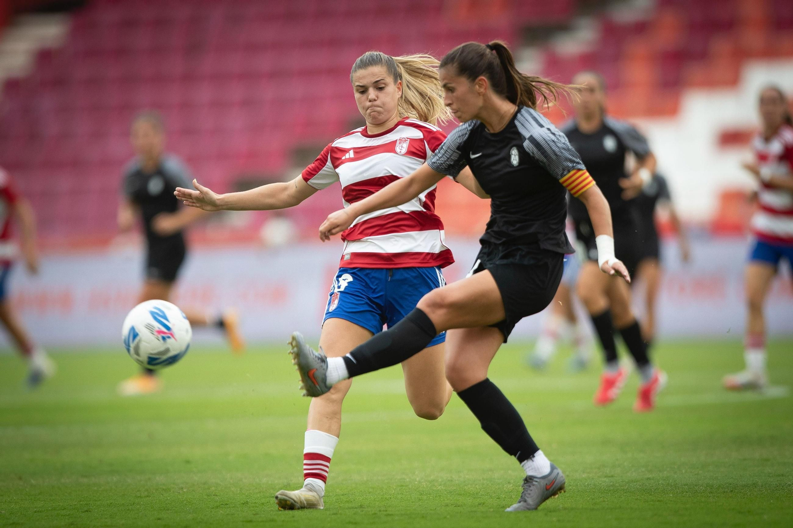 Las mejores imágenes del Granada CF Femenino-Levante Badalona