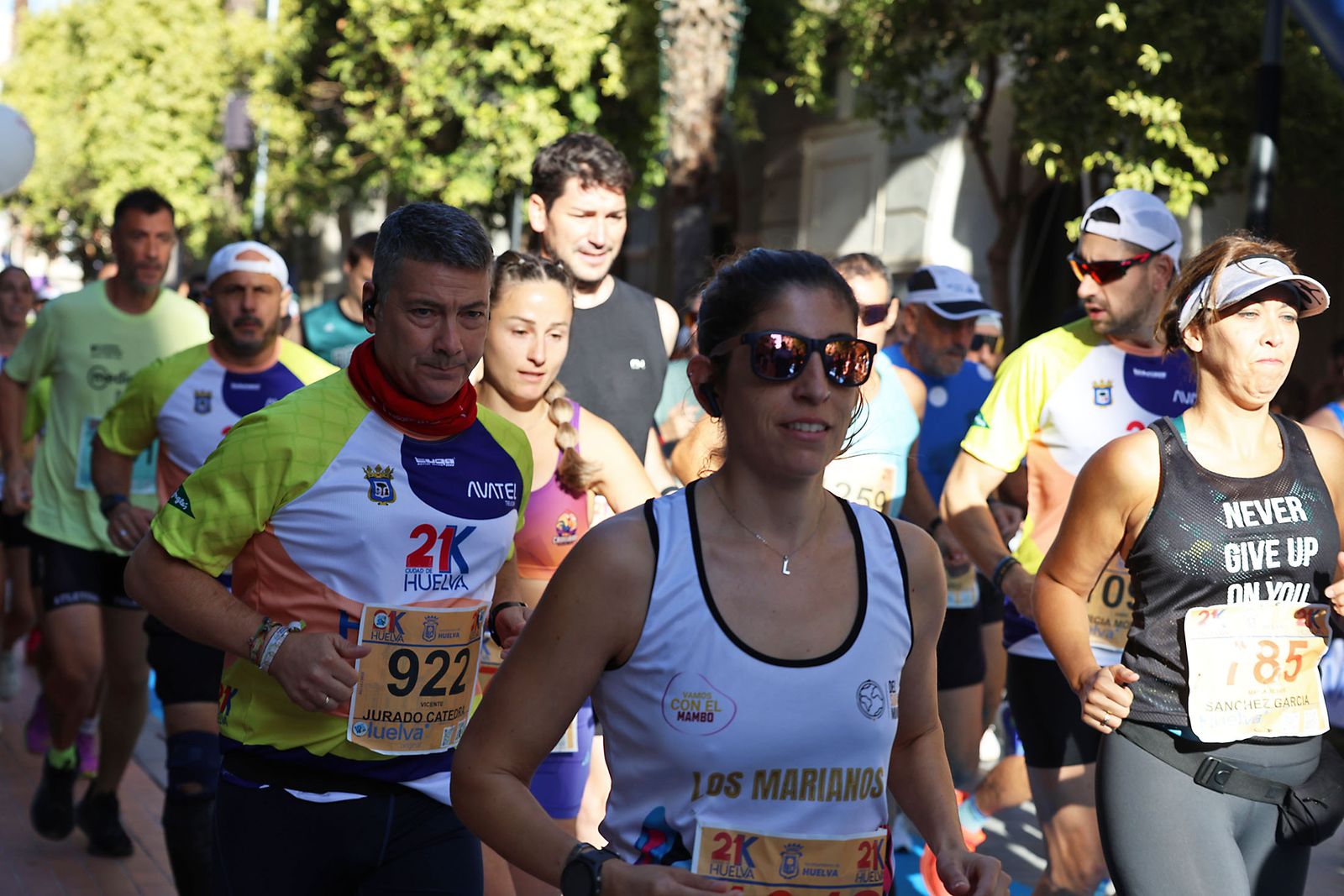 Las mejores imágenes de la carrera 21K Ciudad de Huelva