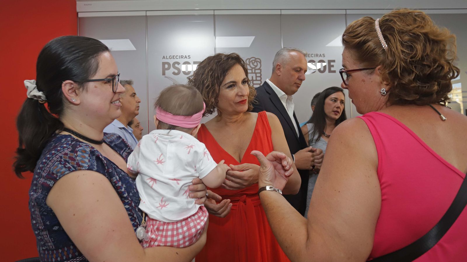 Fotos de la visita de María Jesús Montero a Algeciras