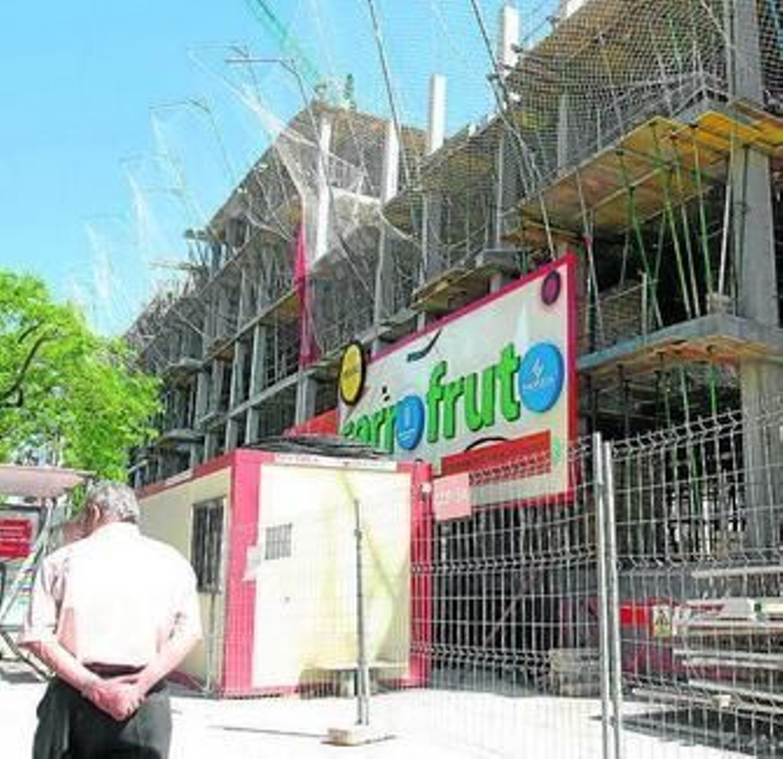 Estado en el que se encuentran las obras de Cerrofruto, ayer.