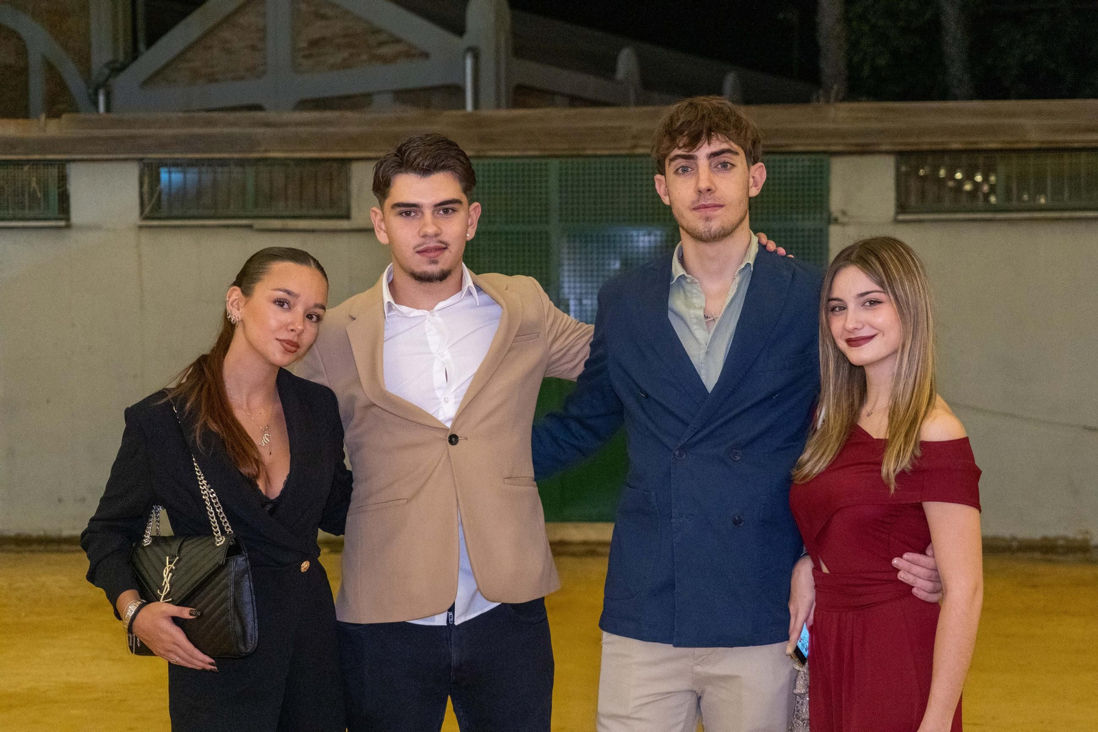 Imágenes del ambiente del ambiente de la noche del domingo en la Feria de Otoño y del Caballo 2025 de Huelva