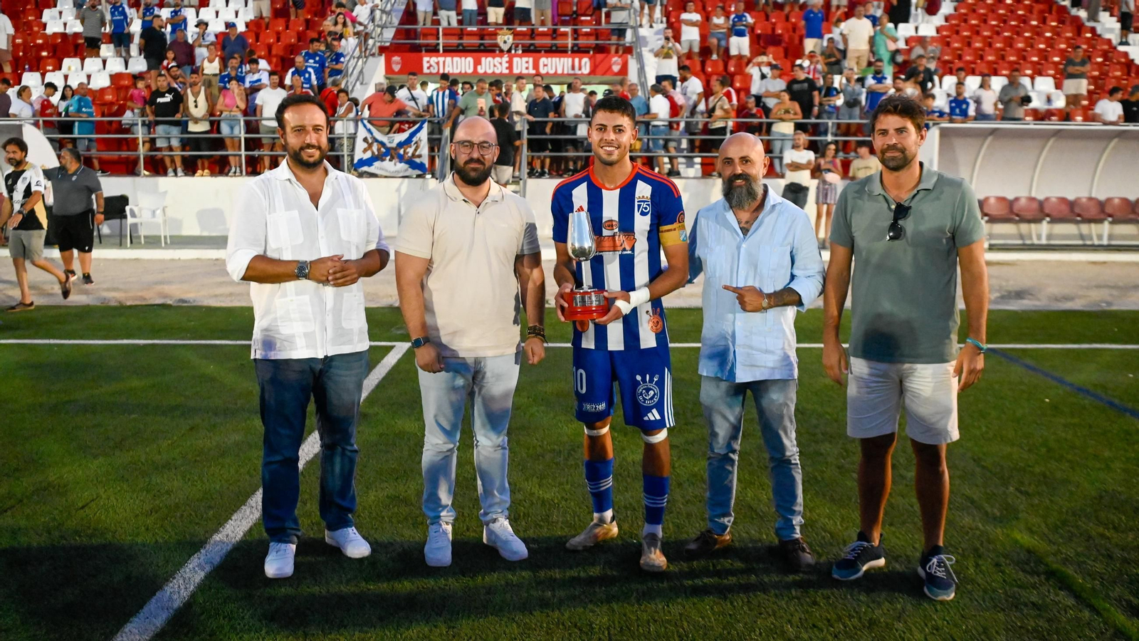 El Xerez CD se adjudicó de forma justa el Trofeo Ciudad de El Puerto.