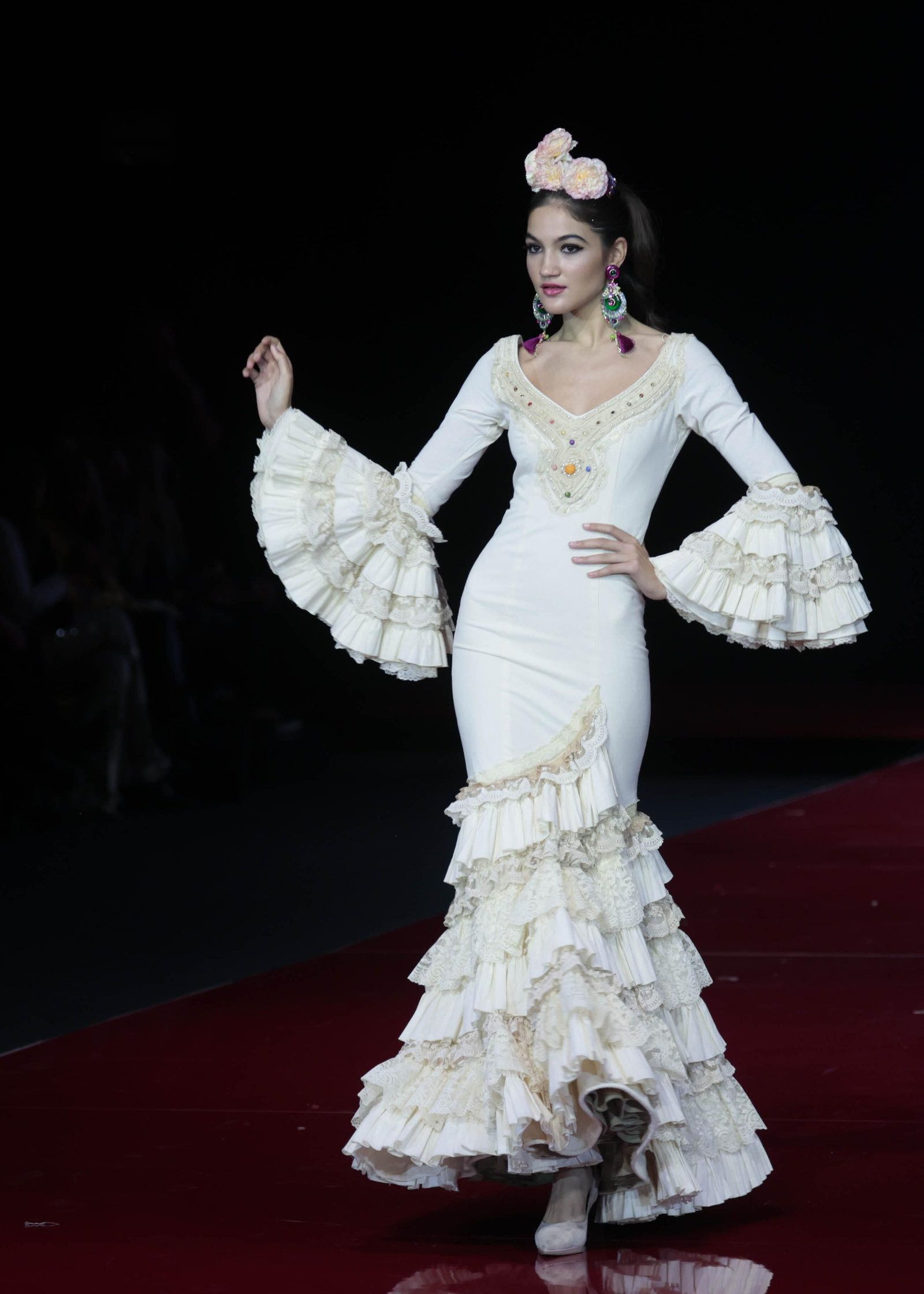 El desfile de Aurora Gaviño en SIMOF 2022, todas las fotos