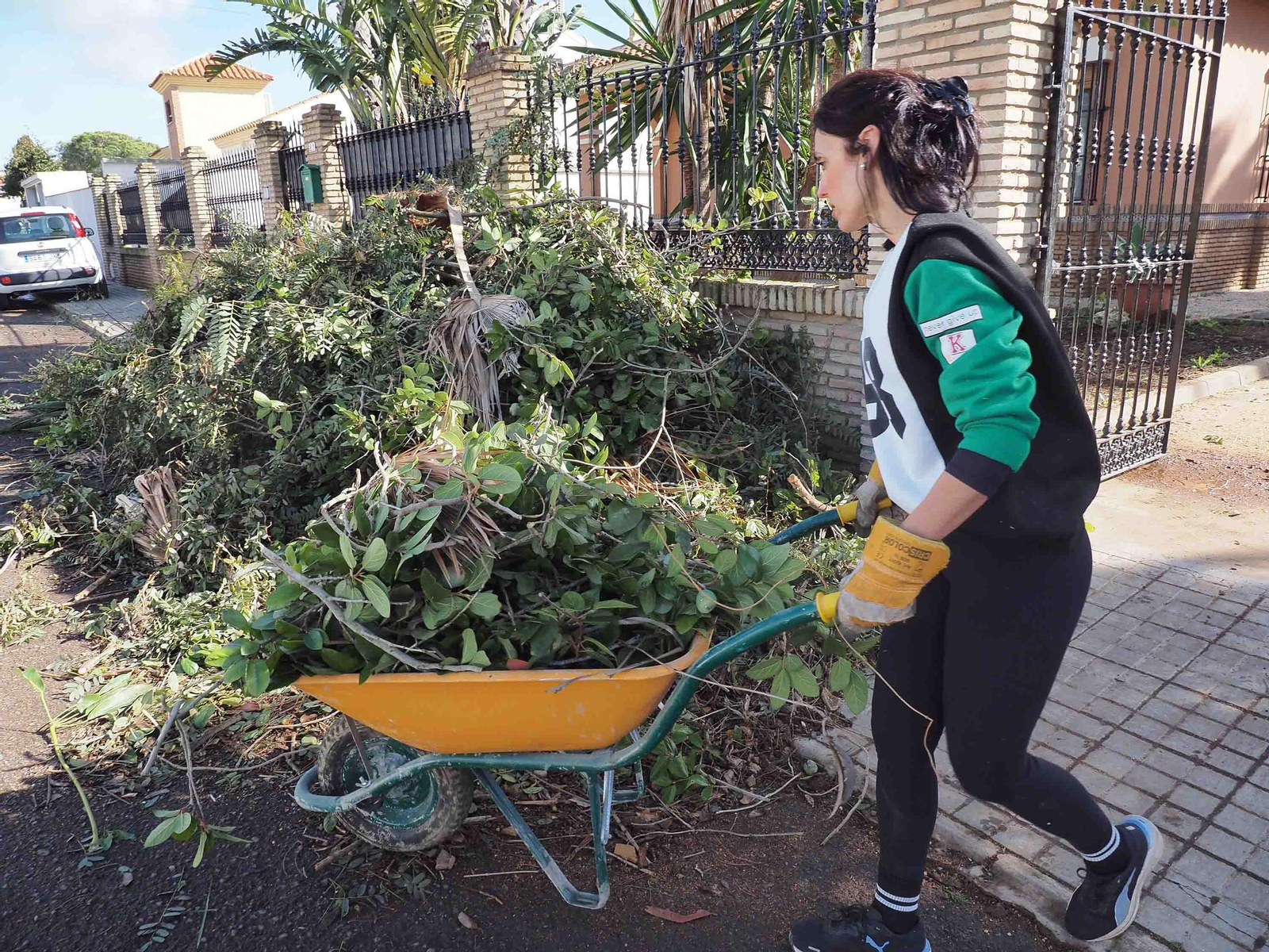 Imágenes de los daños causados por la violenta manga de viento en la provincia de Huelva