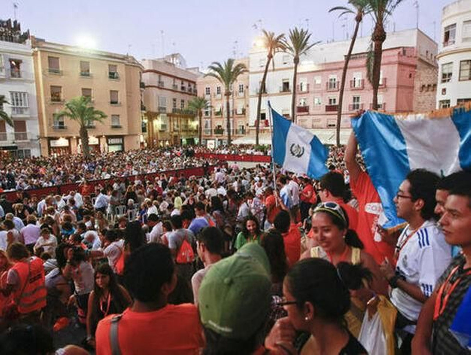 Las procesiones magnas en el Cádiz del siglo XXI