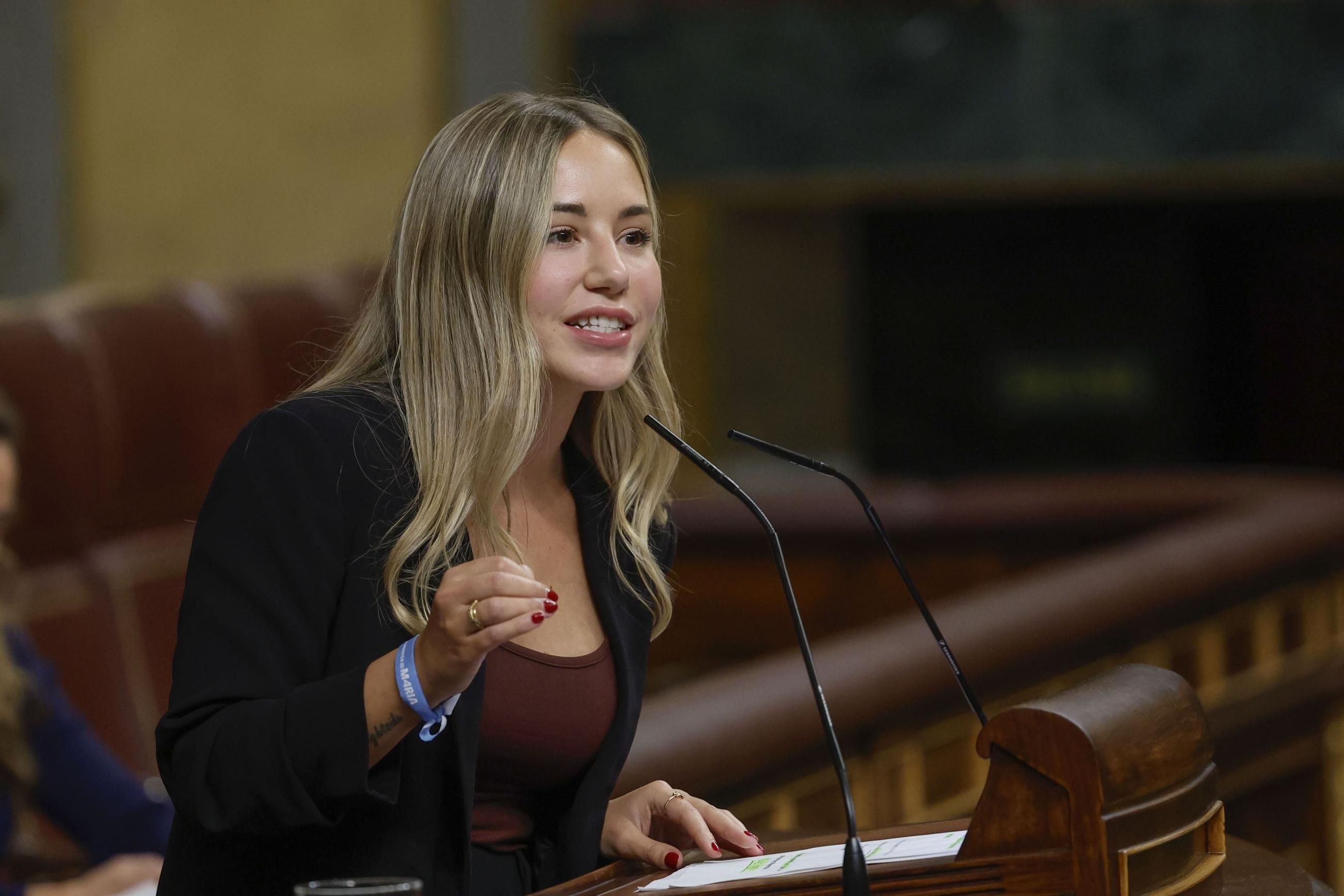 La diputada del PP Noelia Núñez reconoce que no es licenciada en Derecho