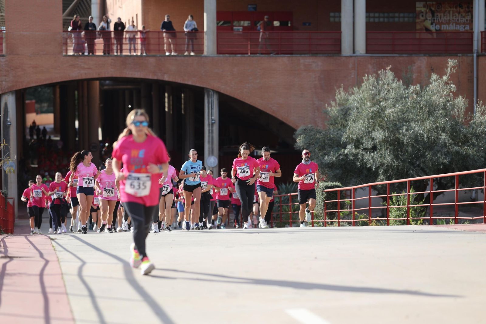 La carrera solidaria We Run de la UMA, en fotos