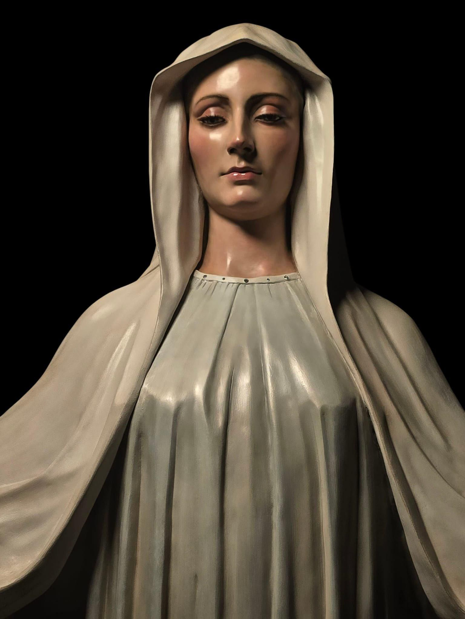 La imagen de la Reina de la Paz según Navarro Arteaga