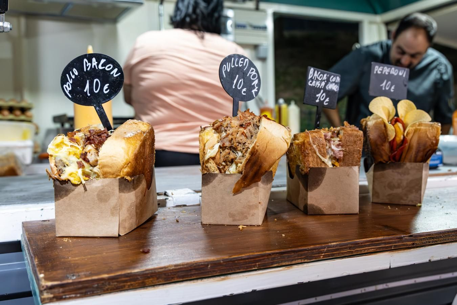 Búscate en las imágenes del sabroso Festival Foodtrucks de Jaén