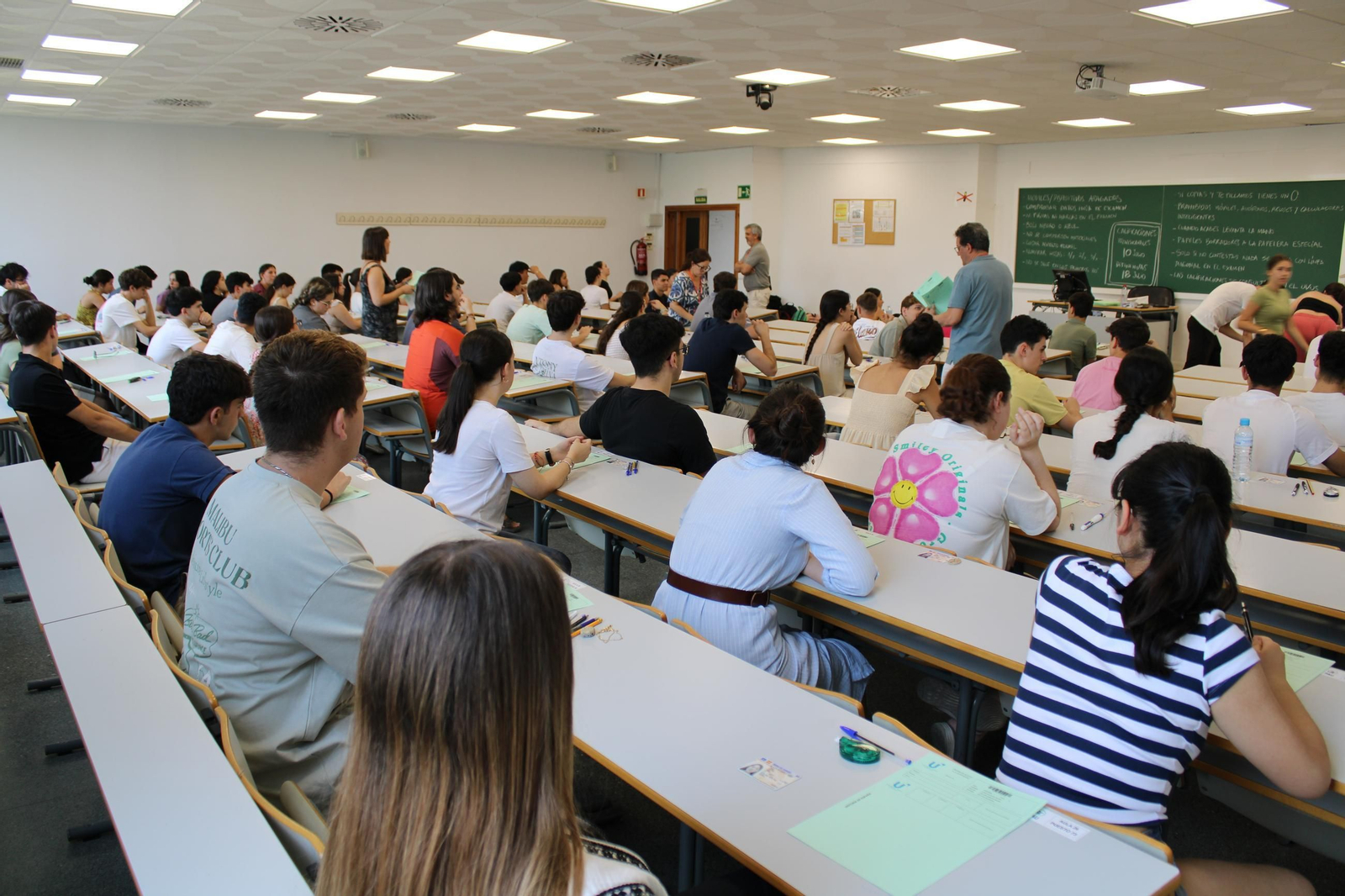 Examen de la Selectividad de julio en la Universidad de Sevilla.