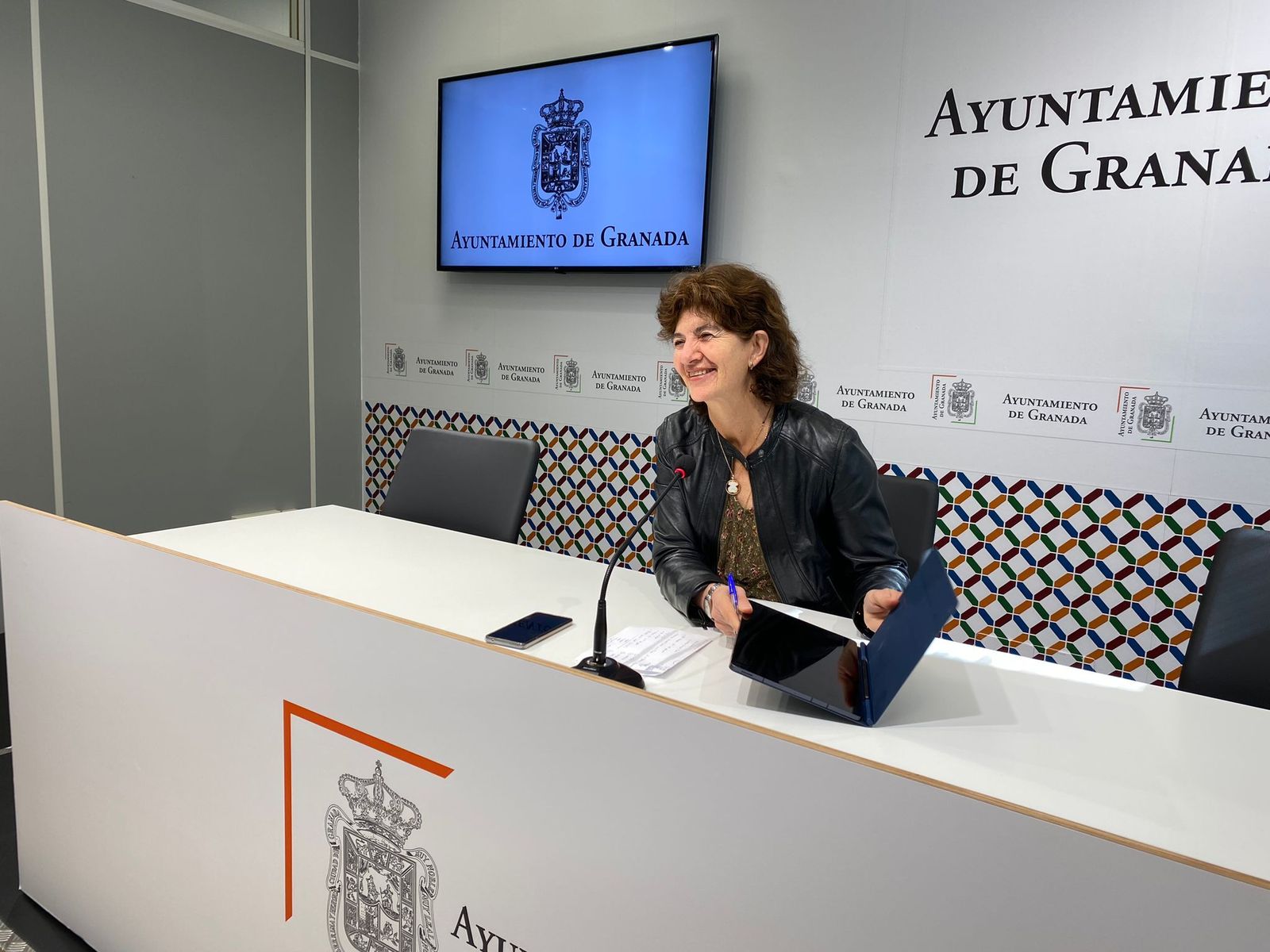 La concejal de UP Elisa Cabrerizo, en rueda de prensa.