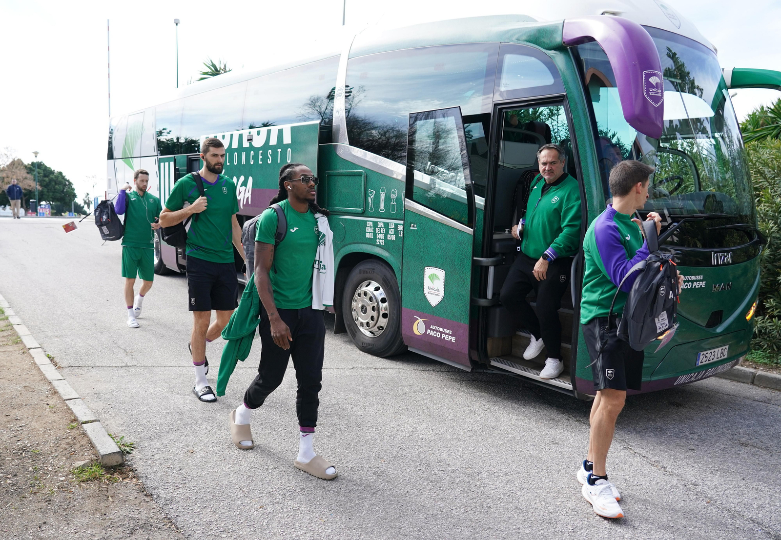 El Unicaja prueba el Carpena antes de la batalla