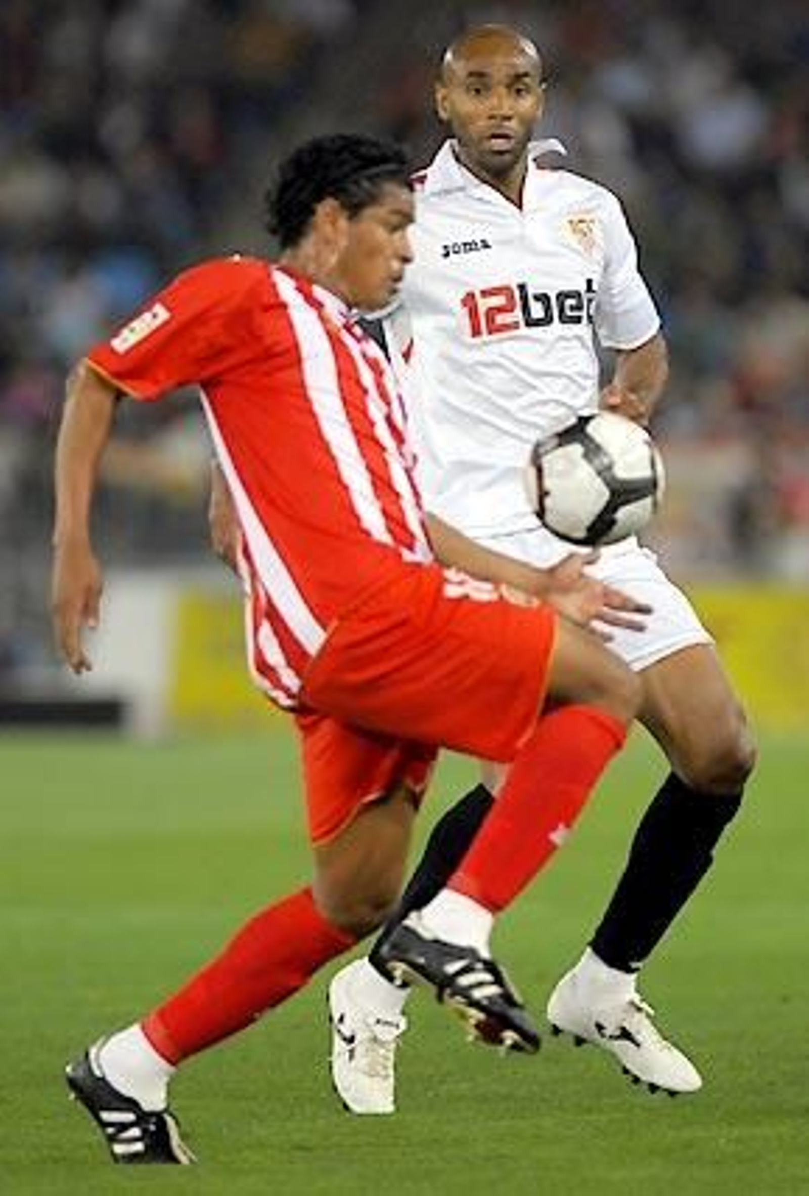 Foto: Jorge Guerrero (AFP Photo) / Carlos Barba (EFE)