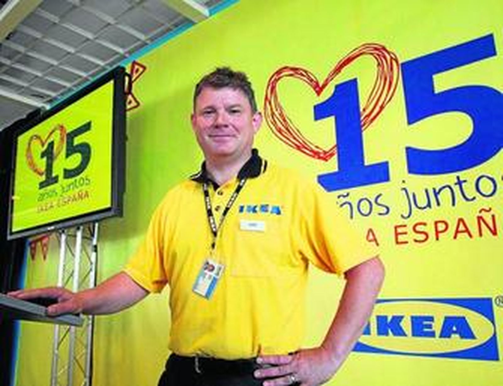 John Ellis, jefe de tienda de Ikea-Málaga, ayer, antes de la presentación del balance.