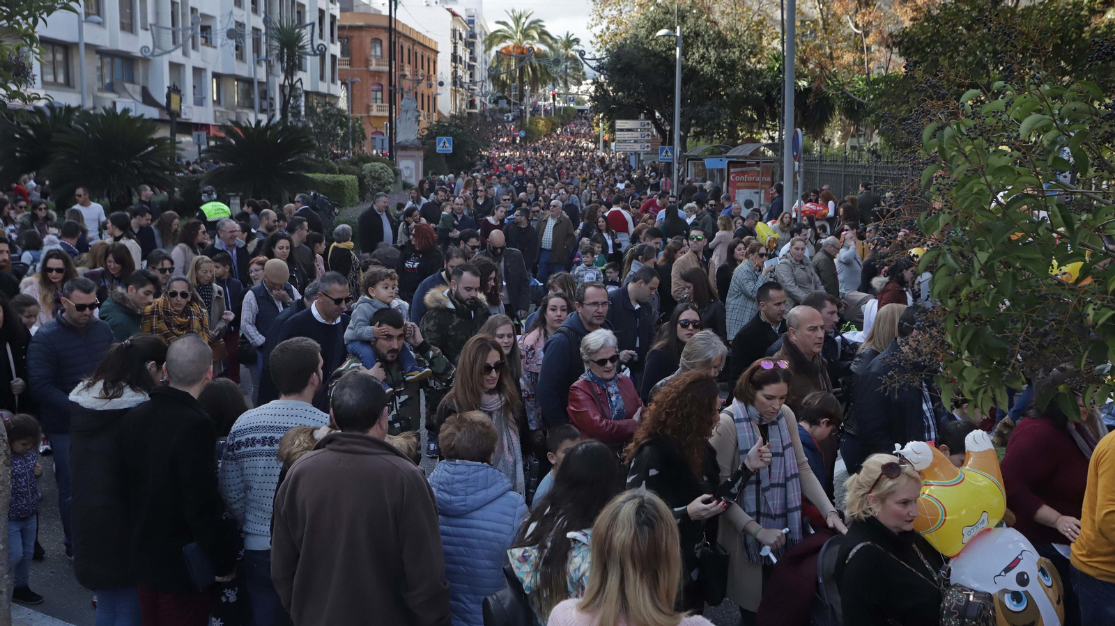 Imágenes del arrastre de latas en Algeciras
