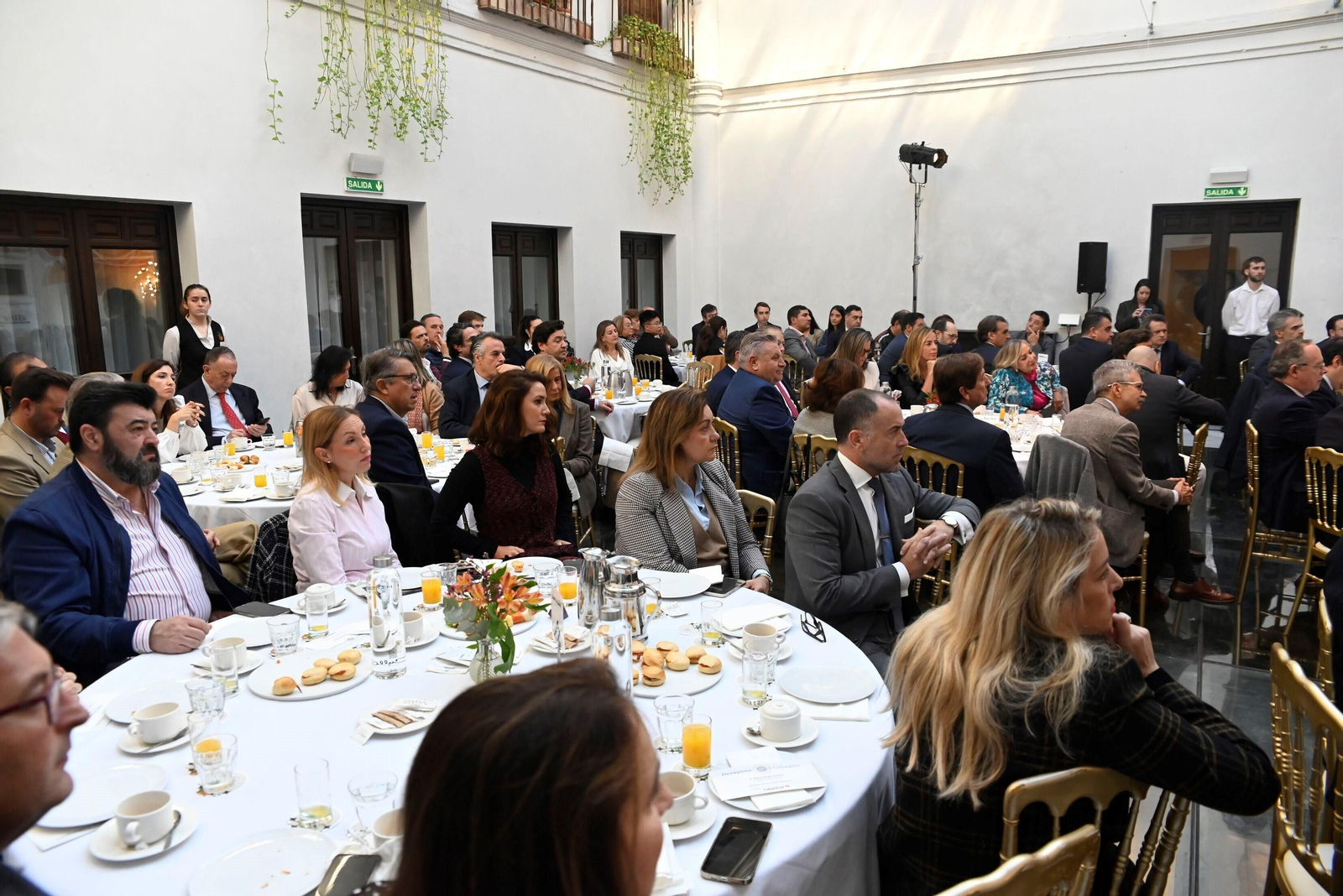 El desayuno coloquio de 'El Día de Córdoba' con Miguel Ángel Tamarit, en imágenes