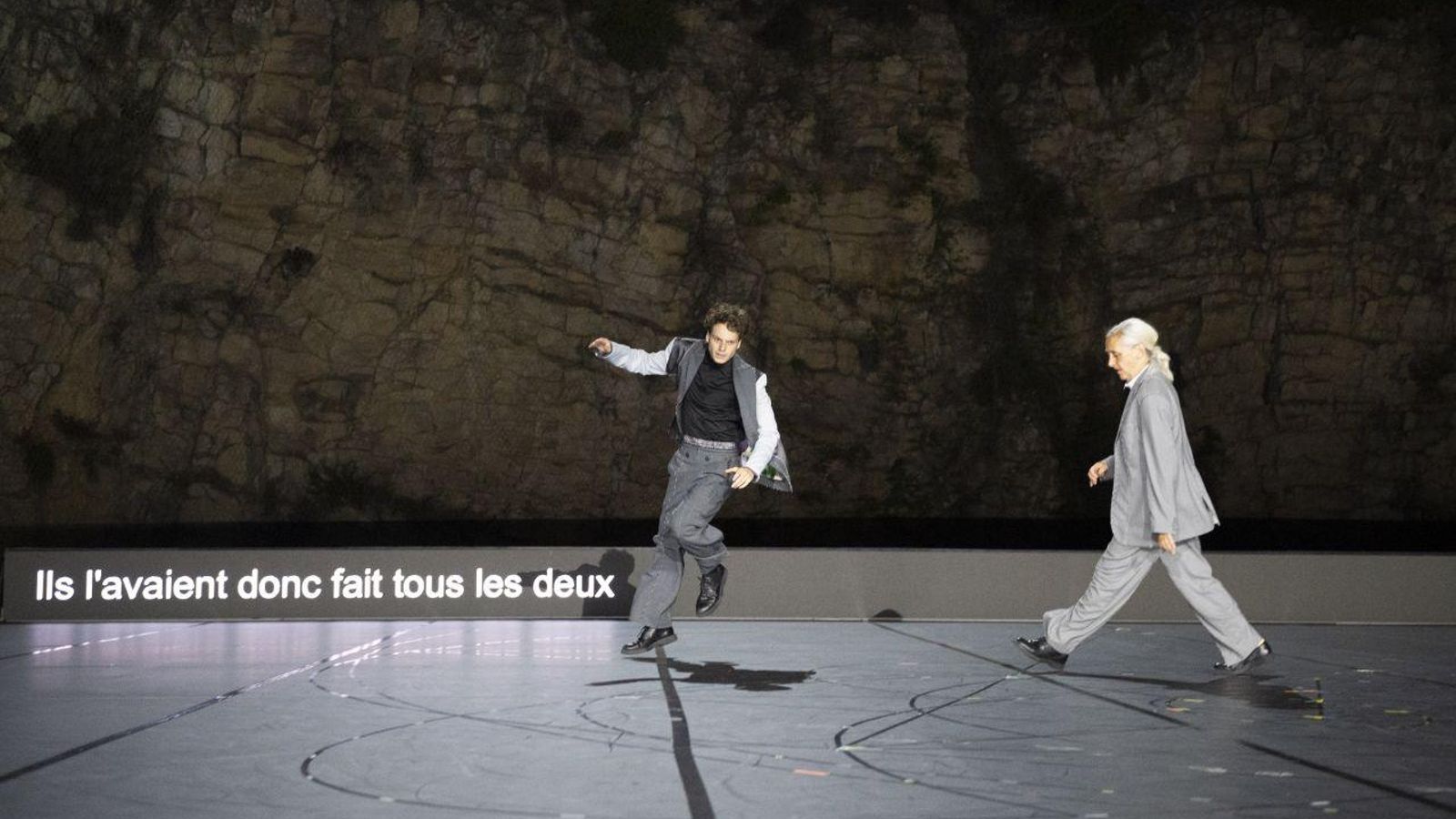 La creadora con el joven bailarín Solal Mariotte en 'Brel'.