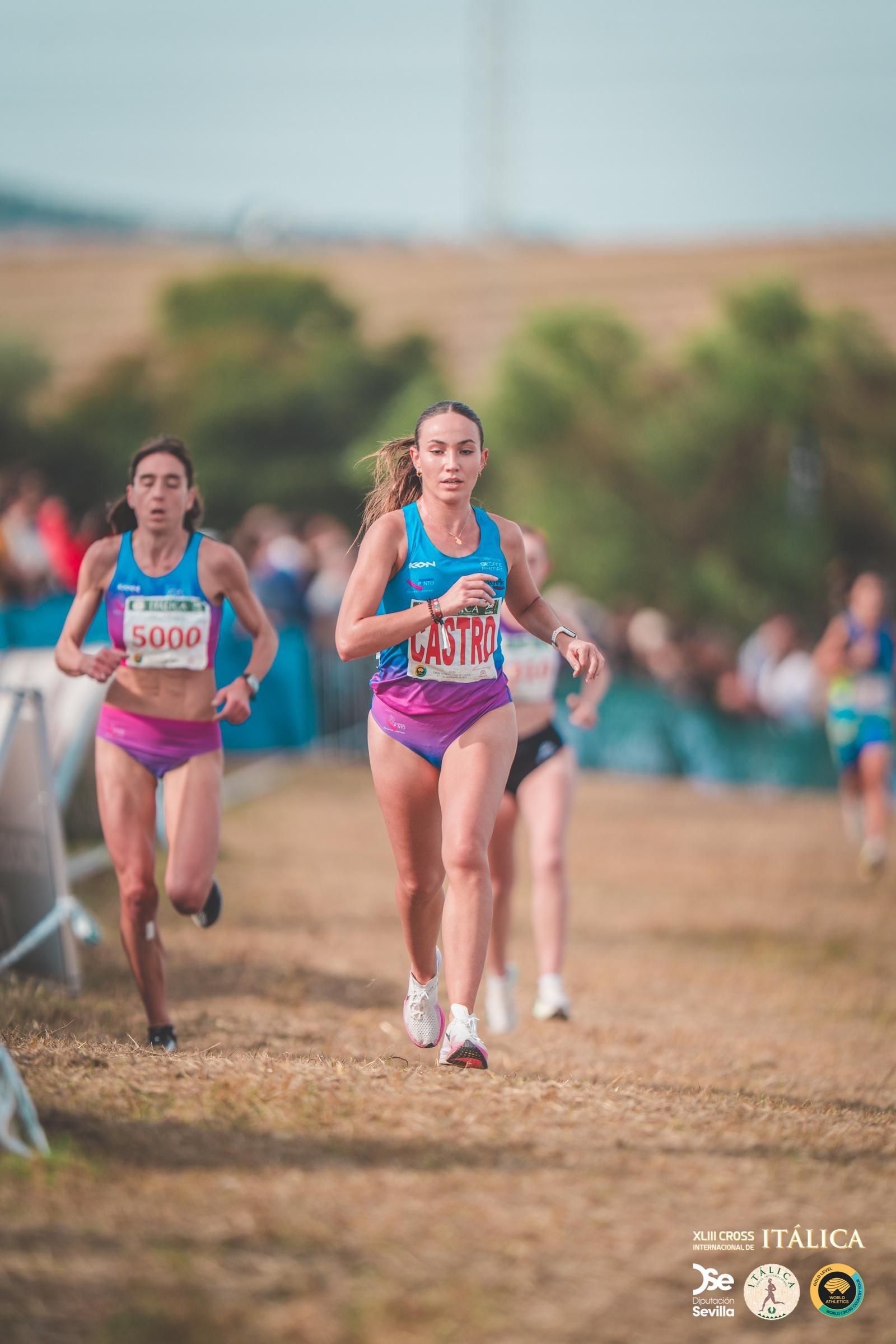 Búscate en las fotos del Cross de Itálica 2025 | 11