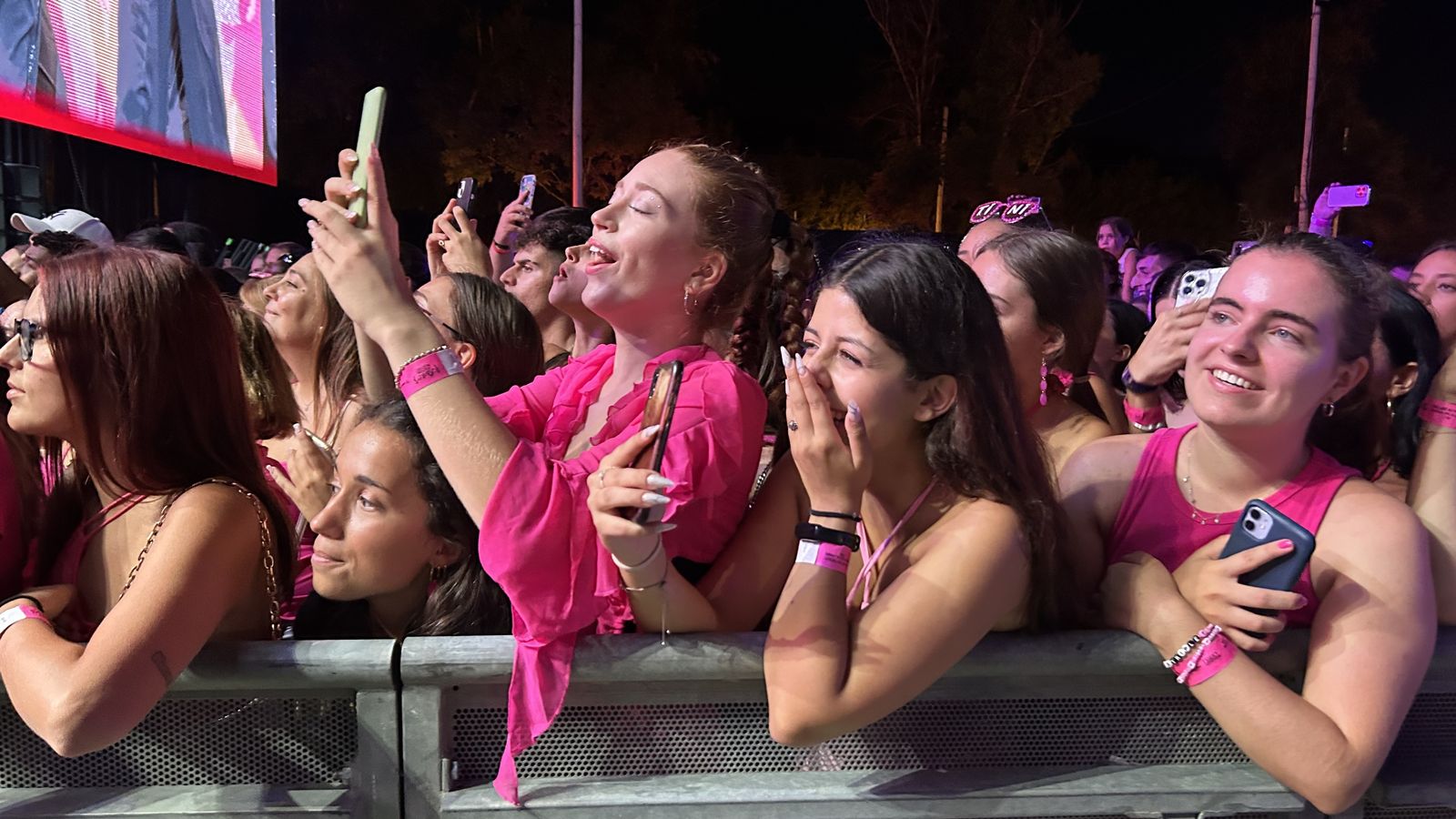 El público de las primeras filas del concierto.