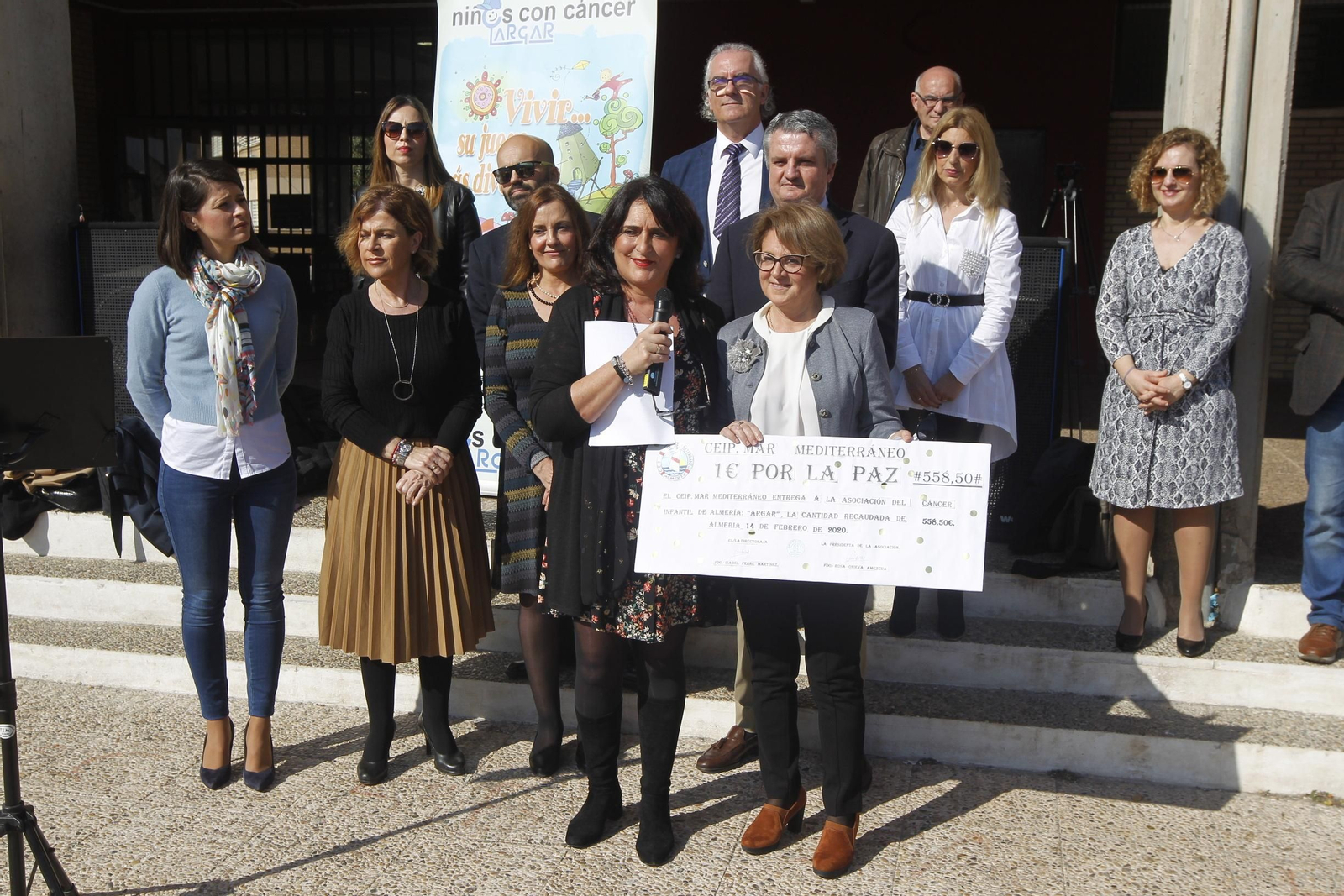 Fotogalería Día Internacional del Niño con Cáncer CEIP Mediterráneo. Almería