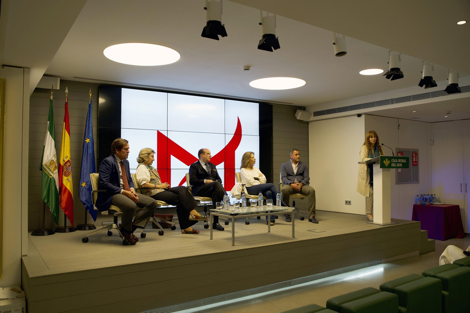 Mujer y Tauromaquia clausura su programación de contenidos con una mesa coloquio sobre el tentadero