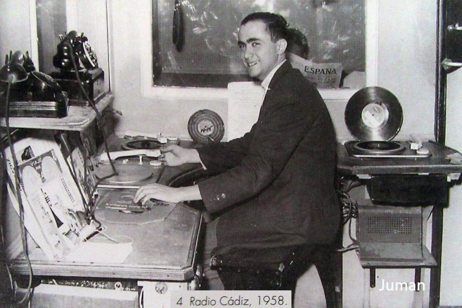 Radio Cádiz en 1958