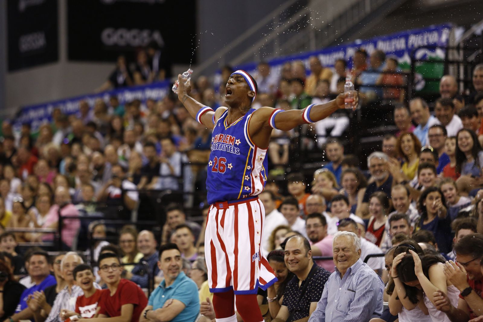 El espectáculo de los Globetrotters inunda el Palacio de Deportes