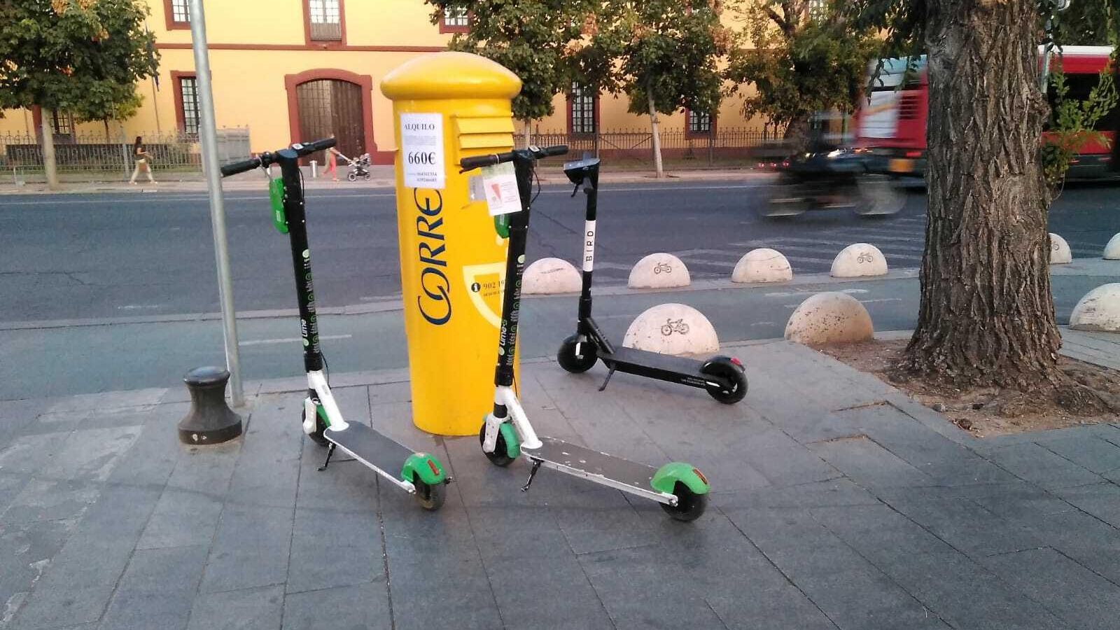 Patinetes eléctricos.