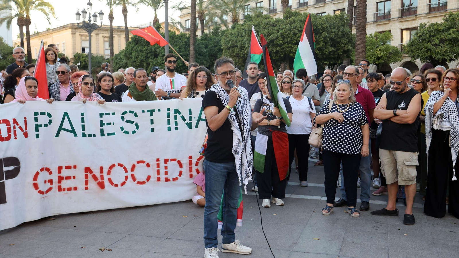 Cacerolada en Jerez para exigir la liberación de la flotilla de Gaza