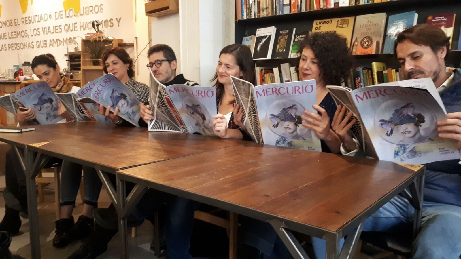 Foto de familia del equipo de la nueva 'Mercurio'.