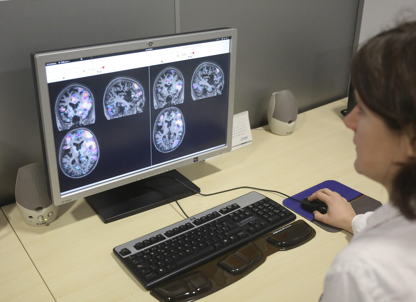 Una investigadora del Centro de Investigaciones Médico Sanitarias de la UMA.