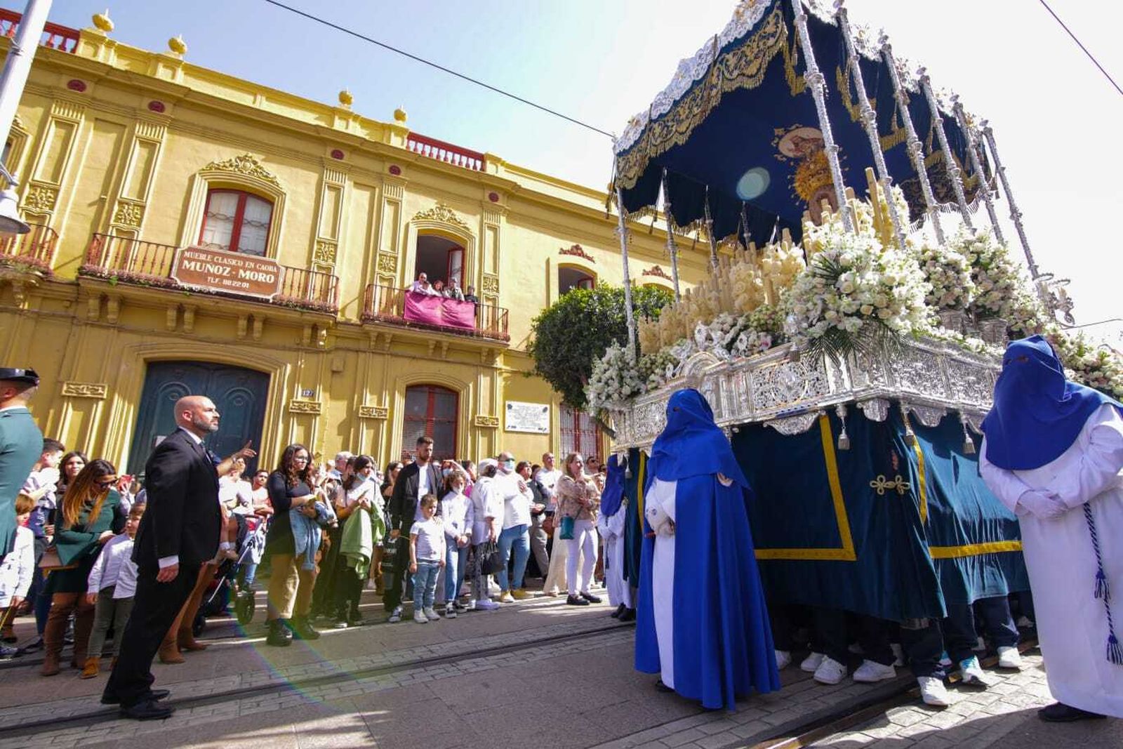 Domingo de Ramos en San Fernando: Borriquita devuelve a La Isla la ilusión de su Semana Santa