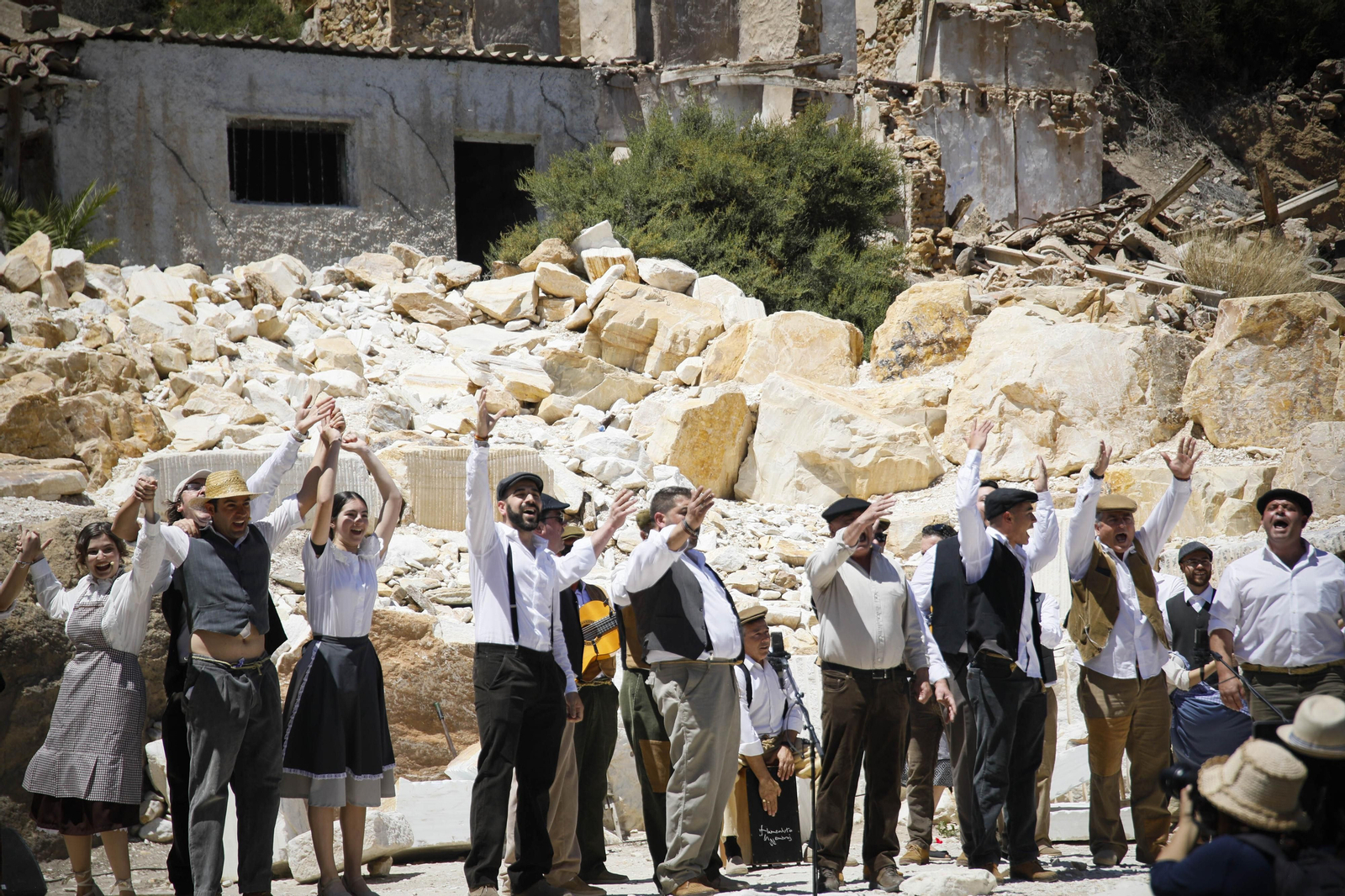 VI Recreación Histórica "Canteros y Caciques en la lucha por el Mármol", en imágenes