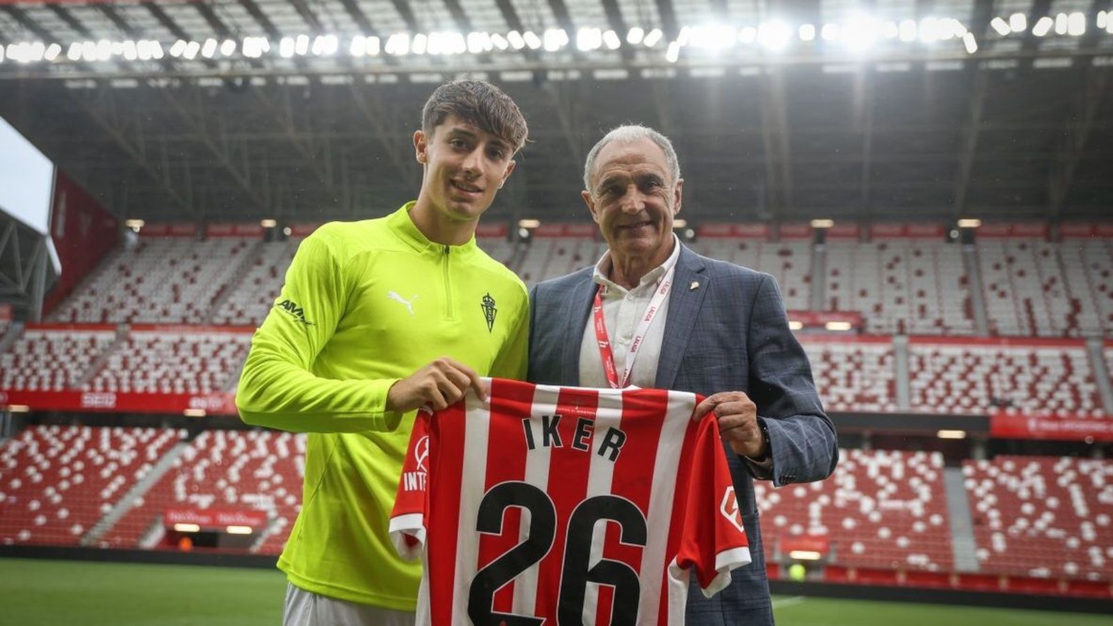 Iker Martínez es el canterano número 200 que debuta con el primer equipo sportinguista.