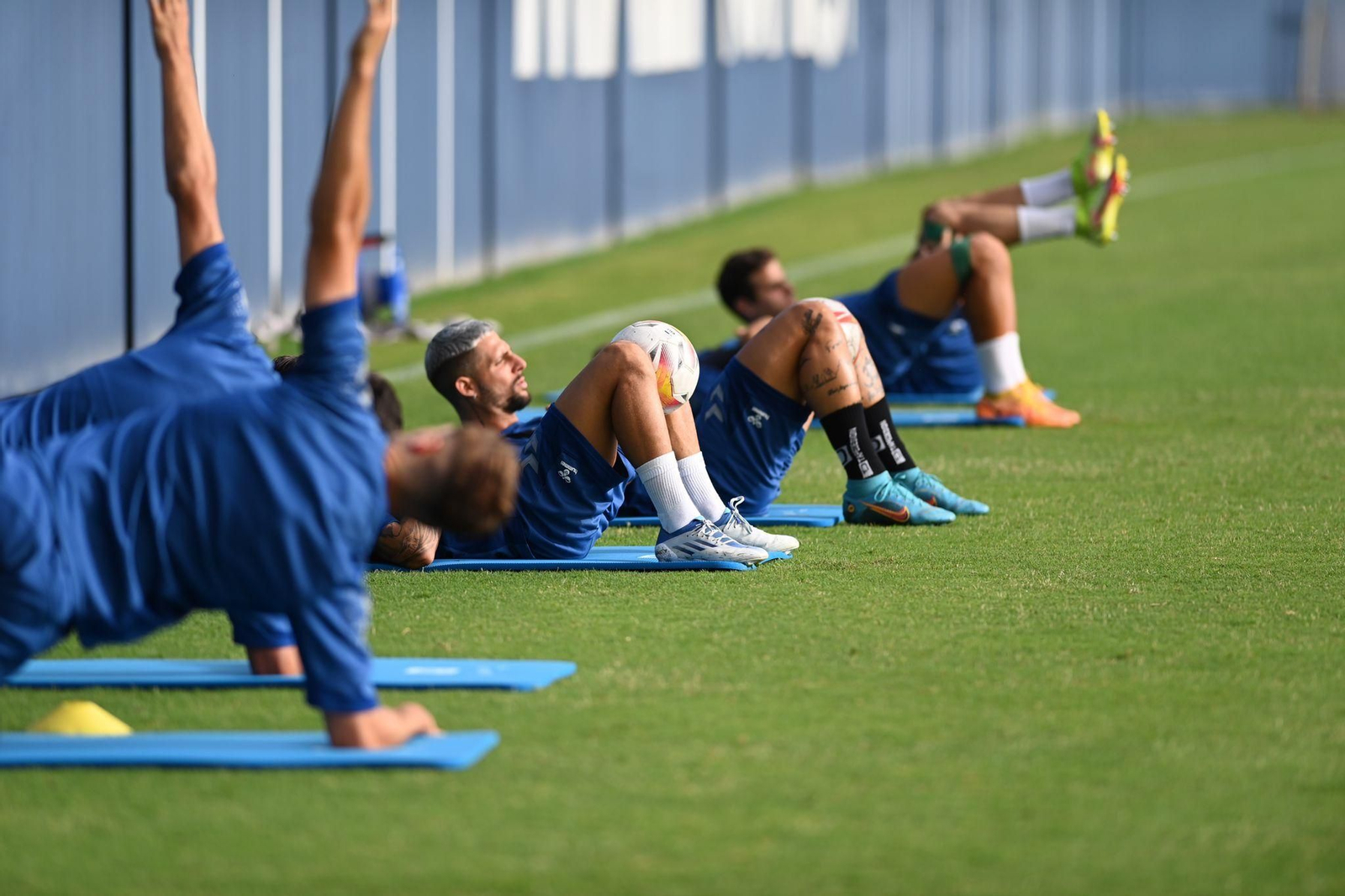 Las fotos de un Málaga CF que ya piensa en el Albacete