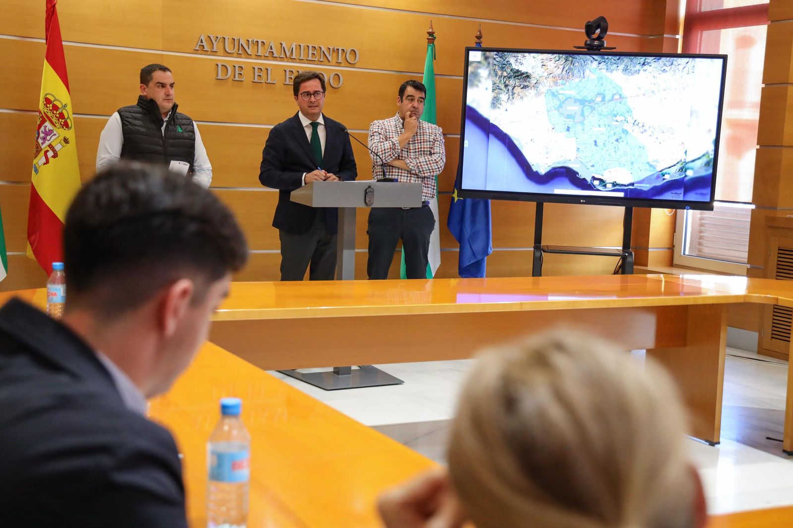 Francisco Góngora vuelve a pedir una rebaja fiscal para el campo ejidense.