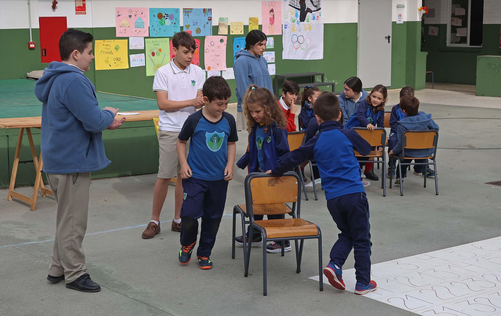 Imágenes de la inauguración de las XXXII Jornadas Culturales del Colegio Los Pinos de Algeciras Imágenes de la inauguración de las XXXII Jornadas Culturales del Colegio Los Pinos de Algeciras