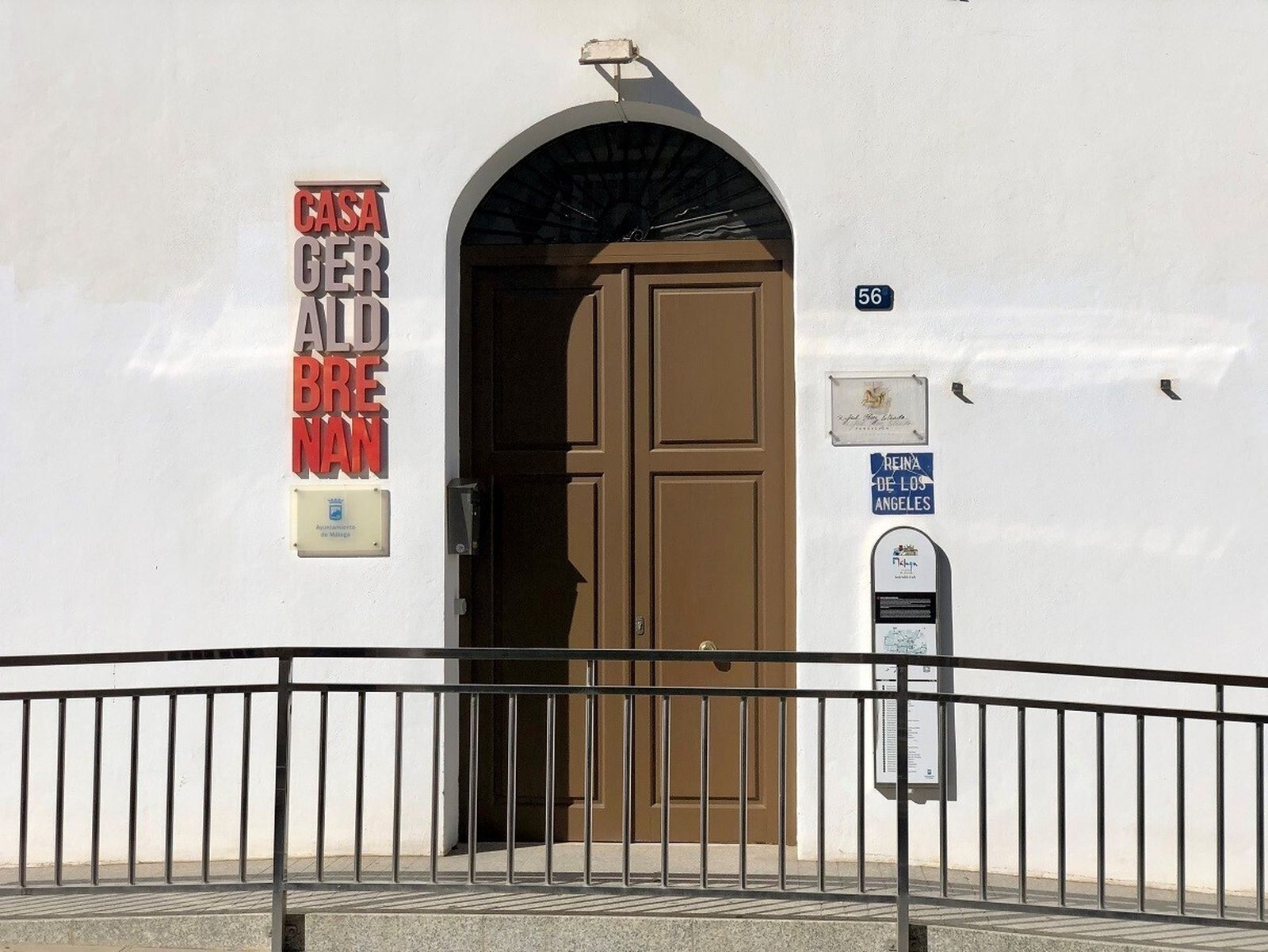 Puerta principal de la Casa Gerald Brenan en Churriana.