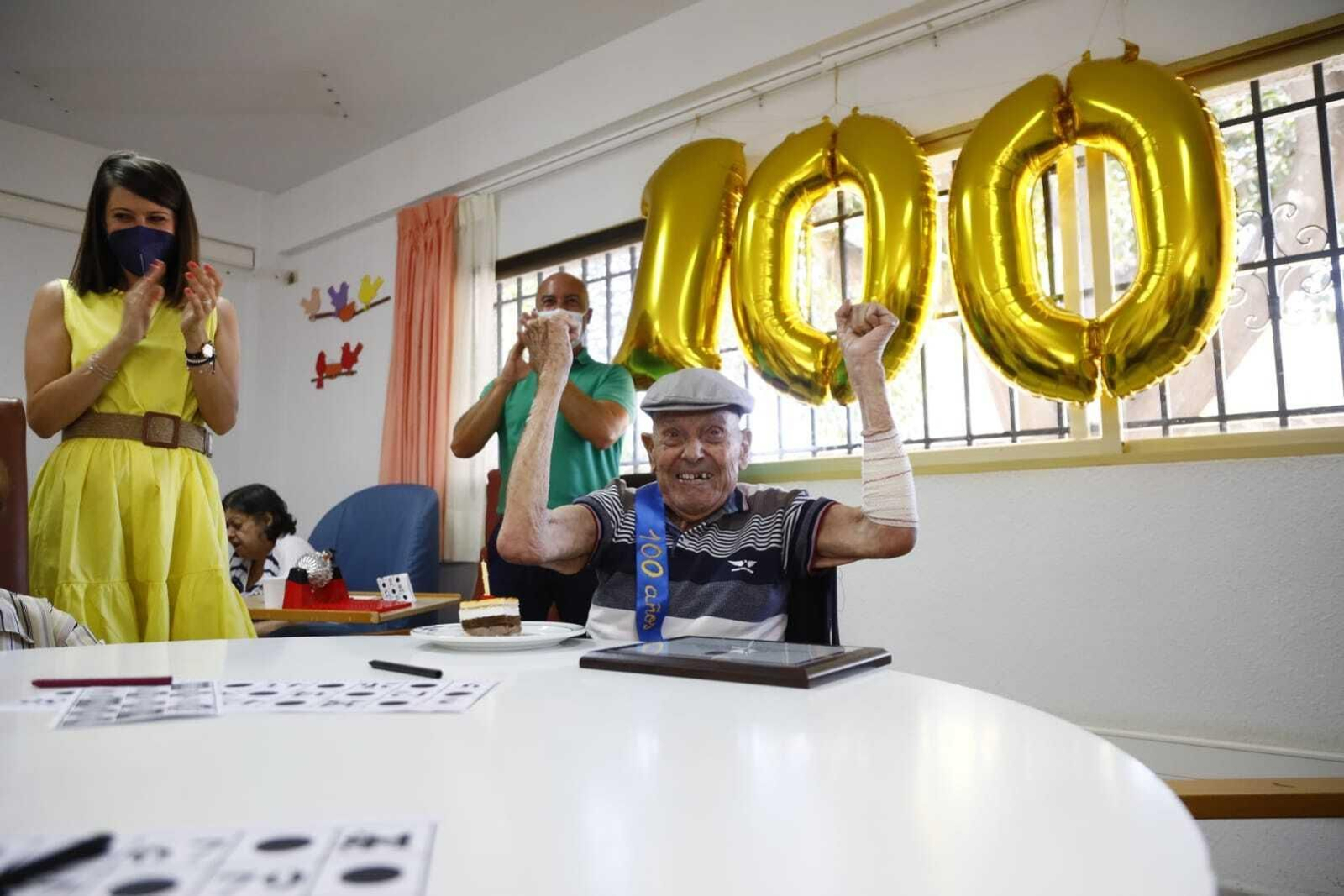 Cuatro veces más ancianos centenarios