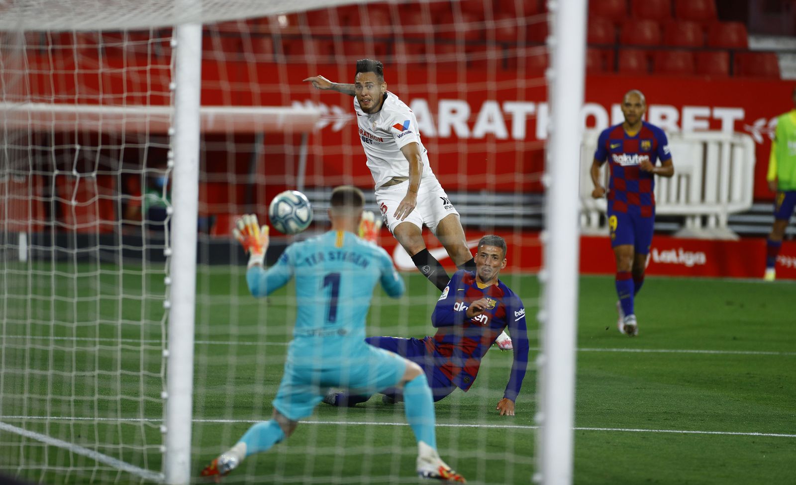 Las imágenes del Sevilla-Barcelona