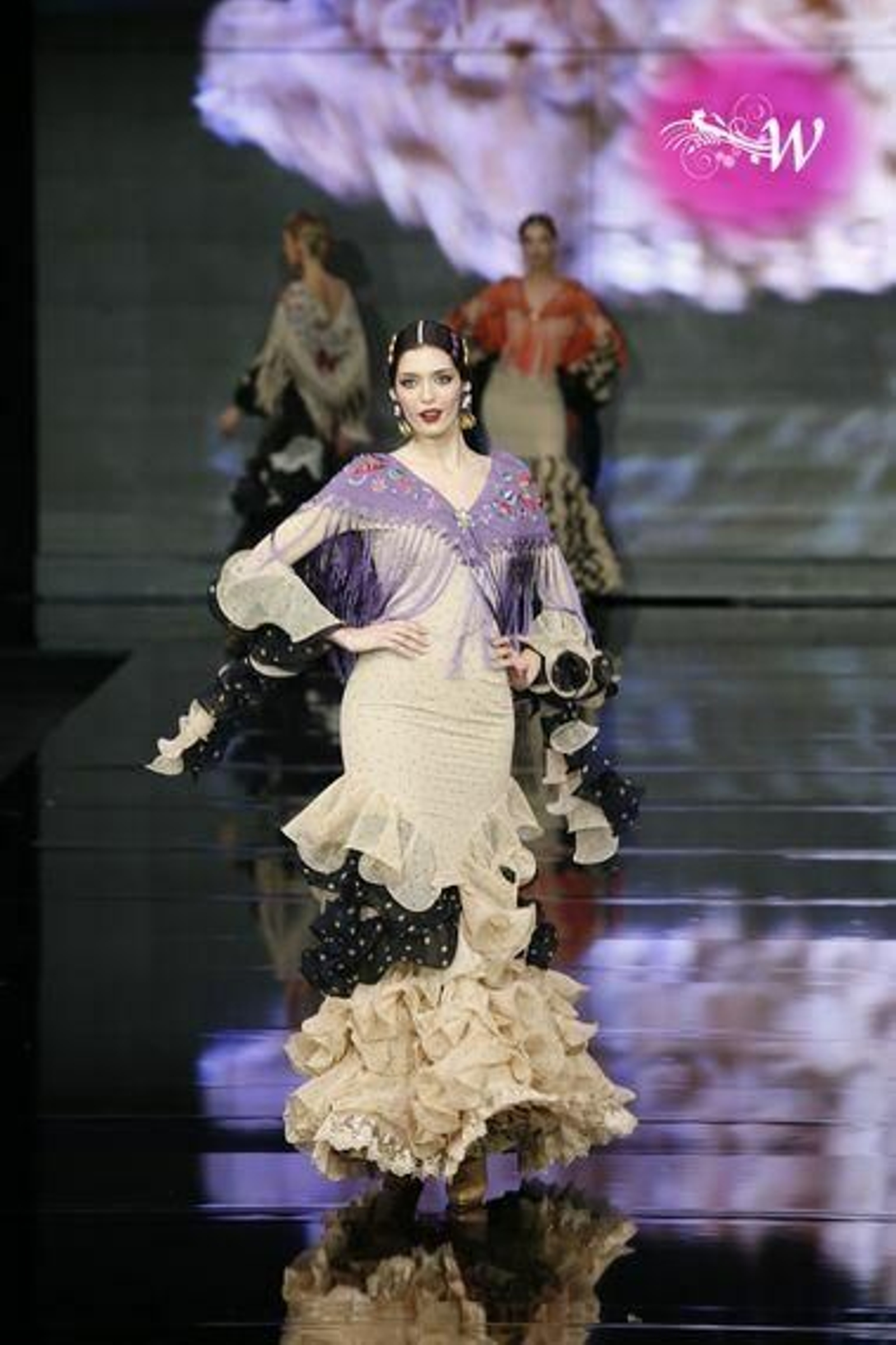 Aurora Gaviño homenajea a María Jiménez: todas las fotos del desfile en SIMOF 2020