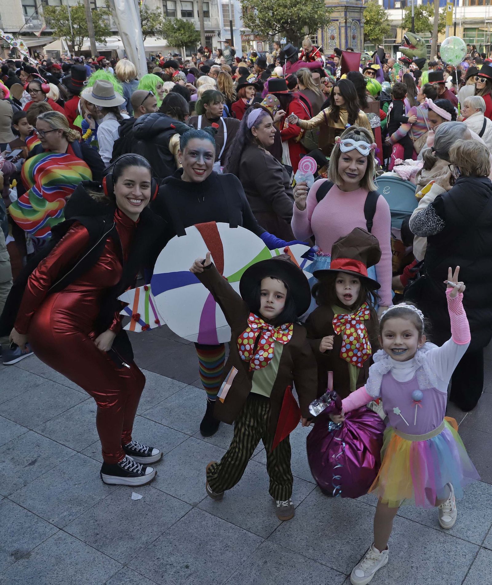 Fotos del III Pasacalles Escolar del Carnaval Especial en Algeciras