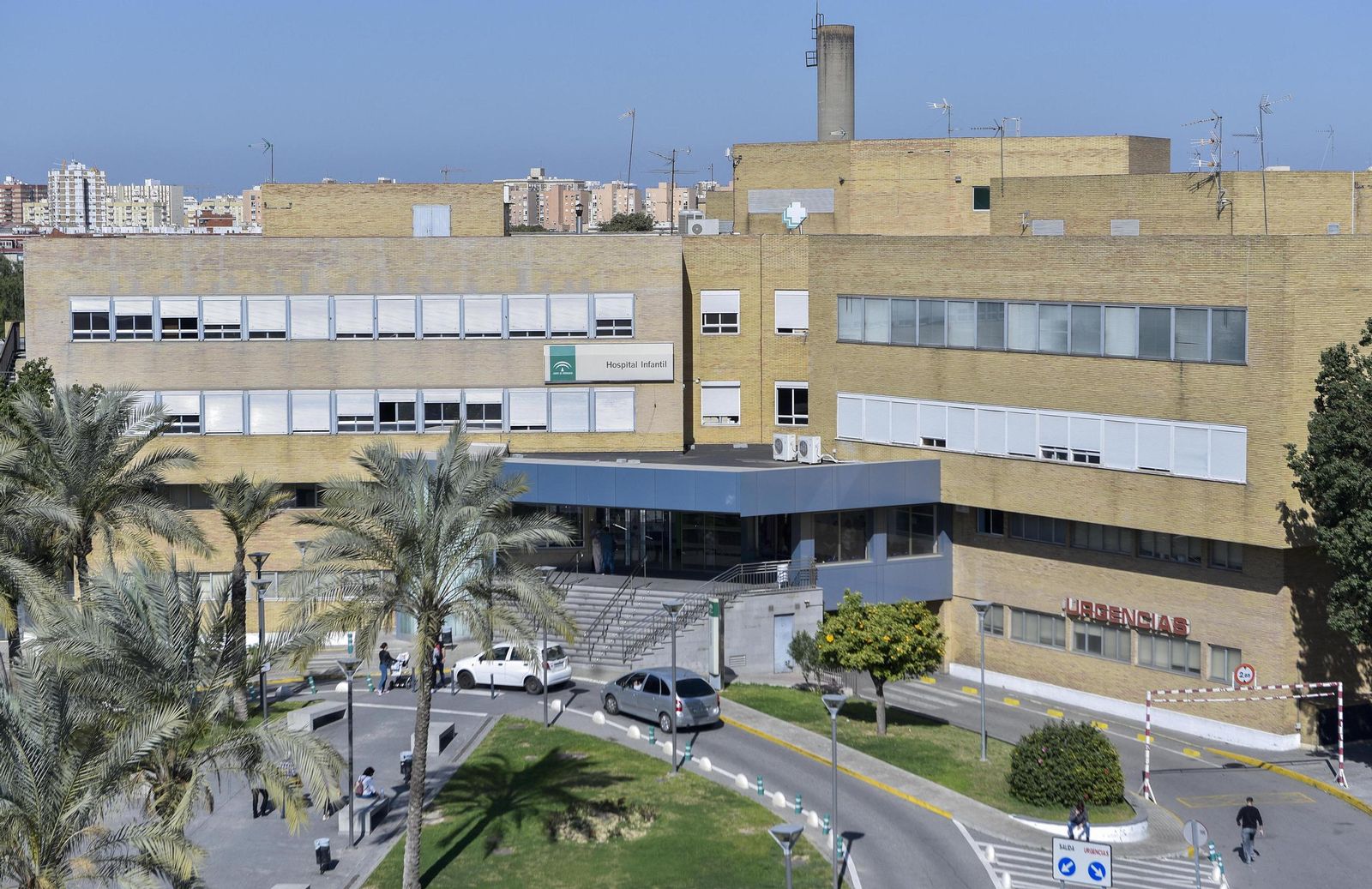 El Hospital Infantil del Virgen del Rocío, donde se certificó la defunción del bebé de San Jerónimo.