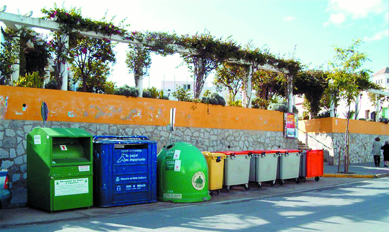 Reciclar es bueno, pero prohibir y rediseñar nuestro consumo tiene más impacto