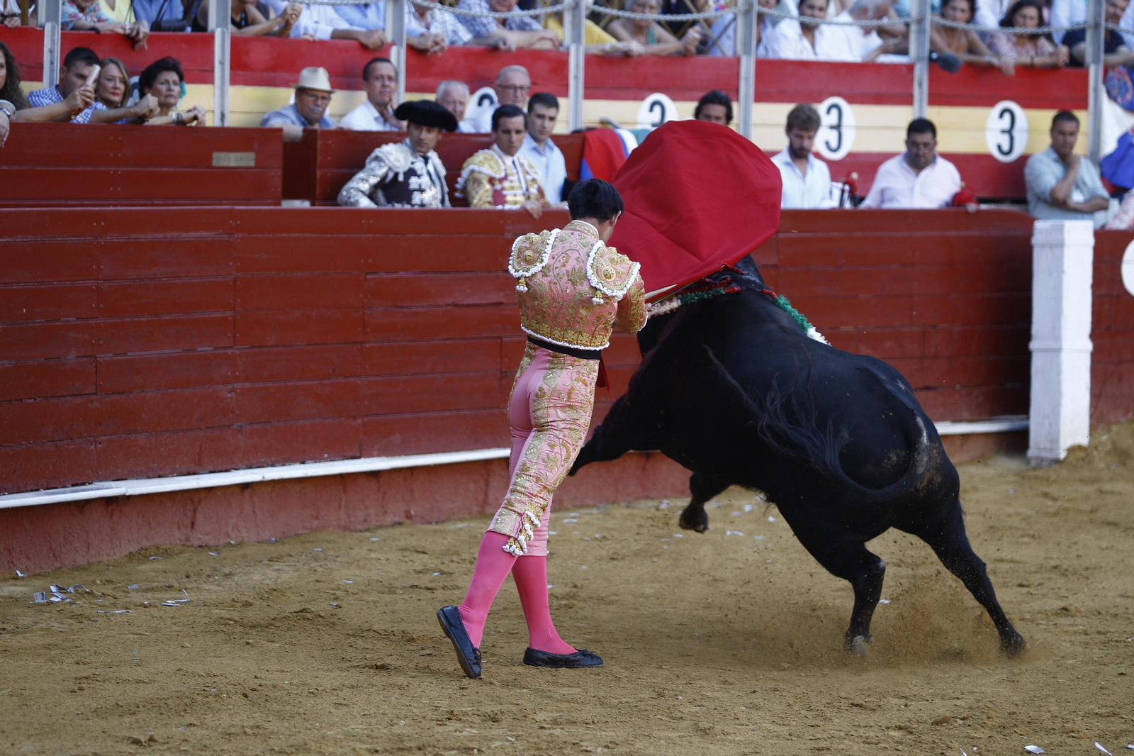 Las mejores imágenes de los toreros Fortes, Juan Ortega y David de Miranda en la Feria de Almería 2025