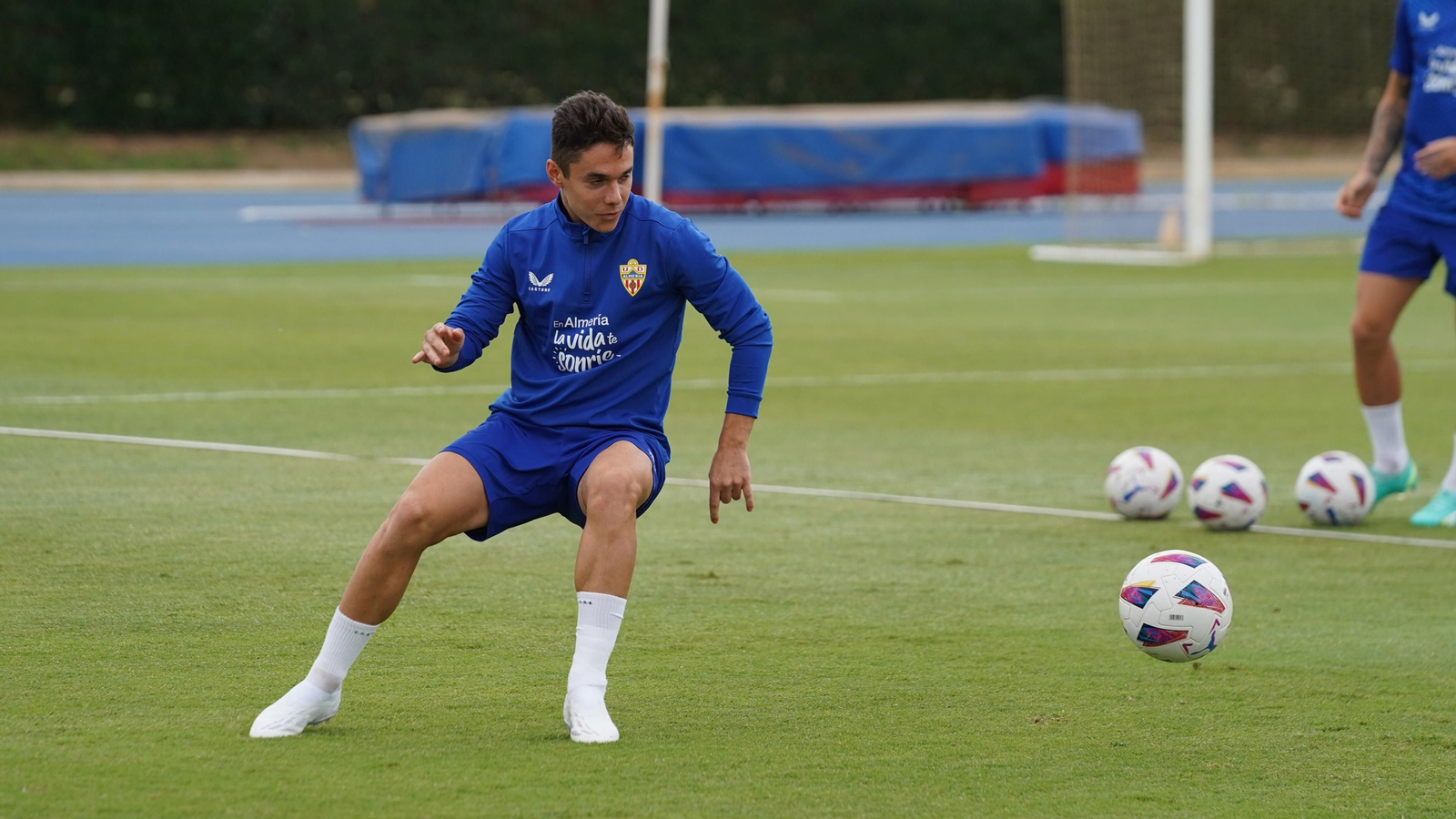 Arribas, titular en Montilivi, hizo un trabamjo más suave