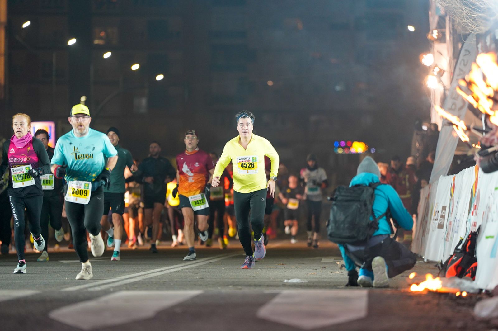 En imágenes: búscate en tu llegada a meta de la Carrera de San Antón 2026 (9)