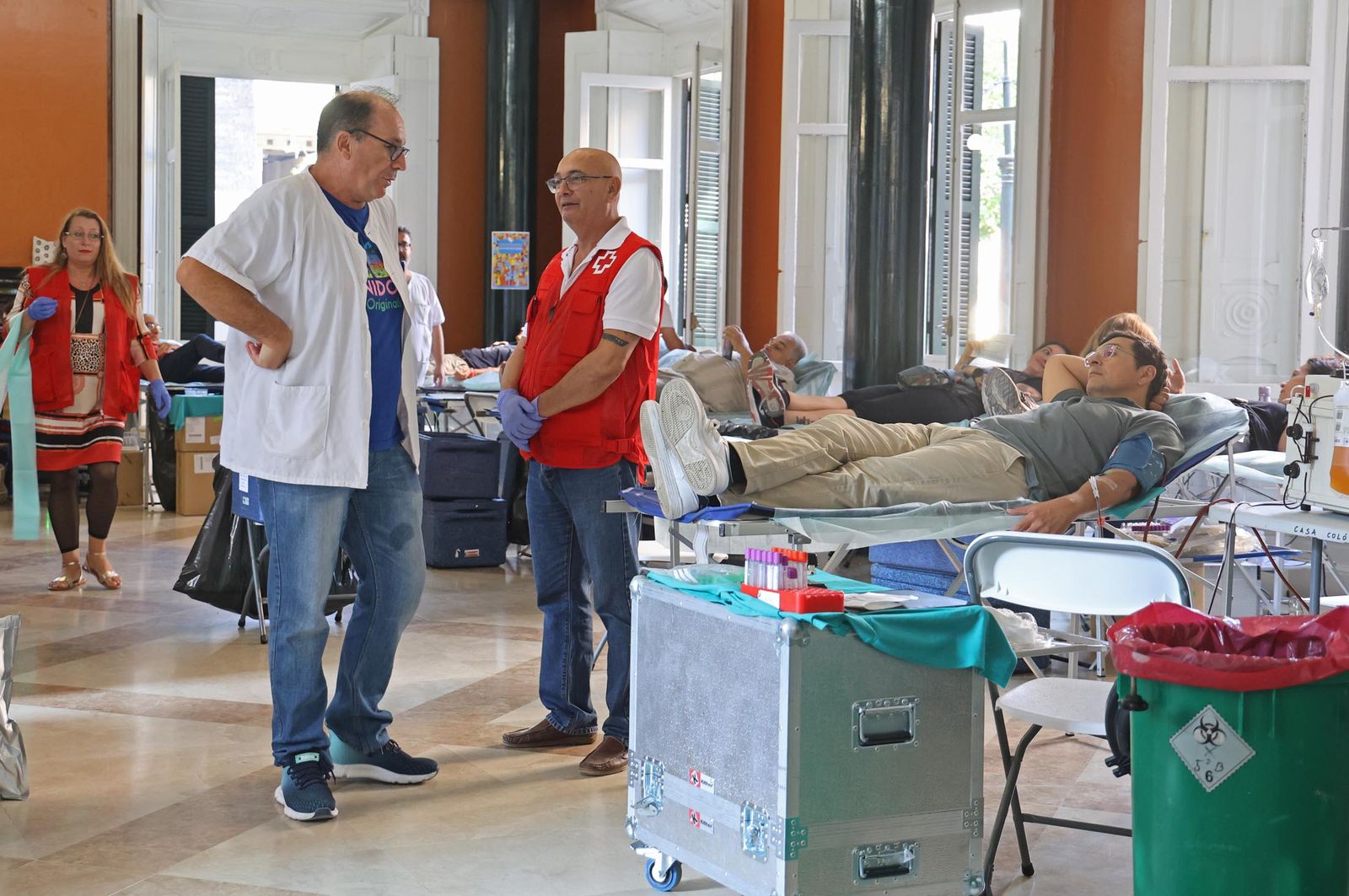 Imágenes de la macrocolecta de sangre y plasma en la Casa Colón